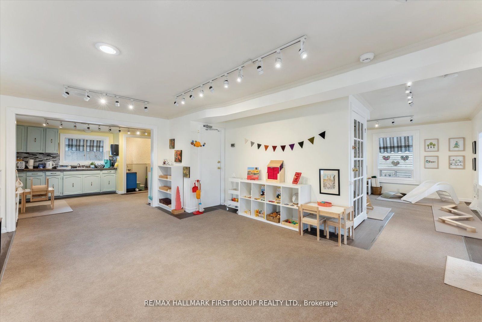 174 Mary Street Property Photo 7