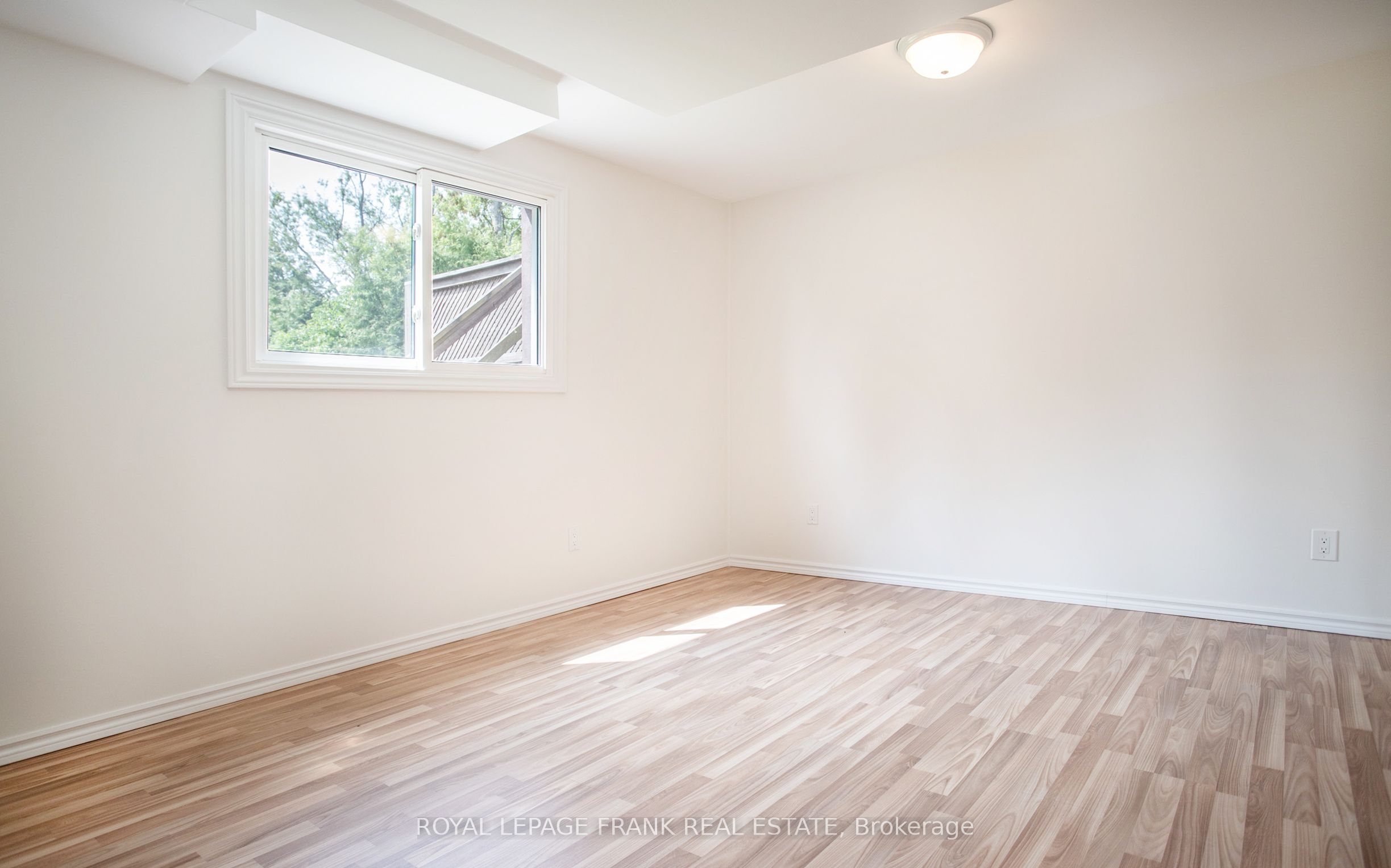 3818 Regional Road Property Photo 9