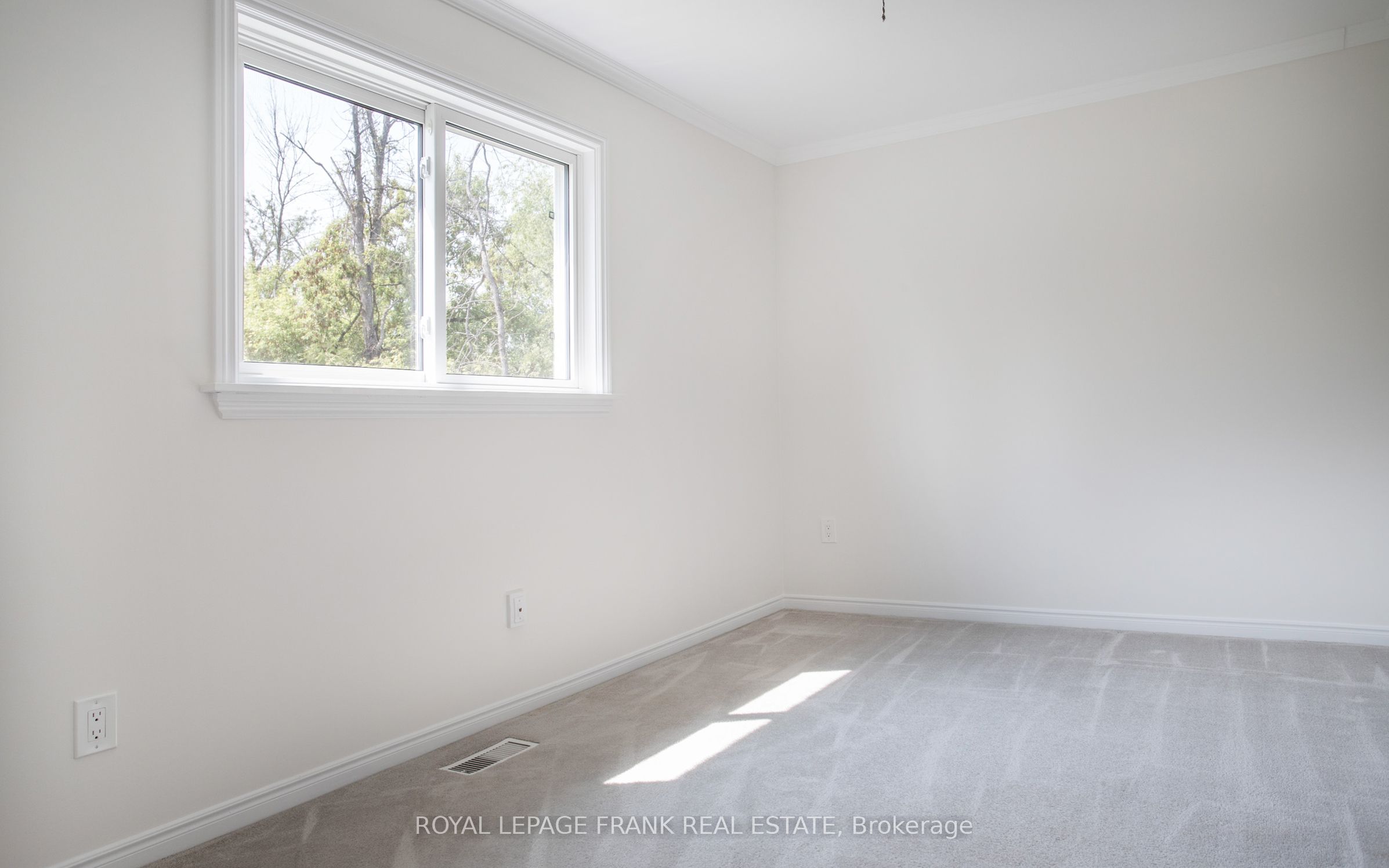 3818 Regional Road Property Photo 28