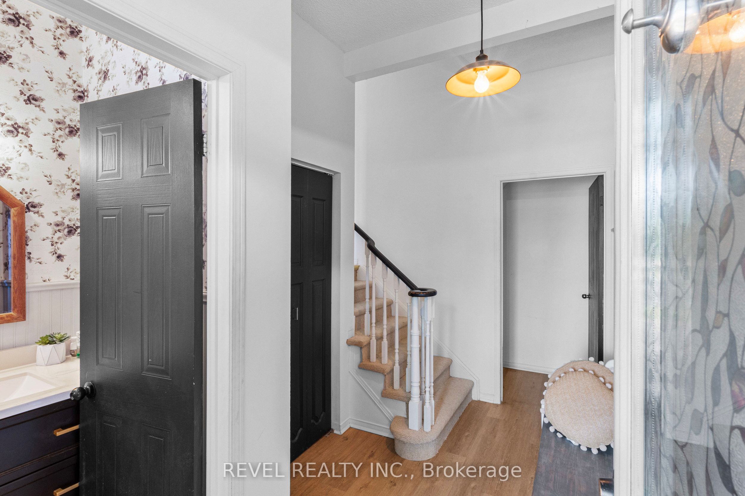 1801 Nichol Ave Avenue N 7 Property Photo 2