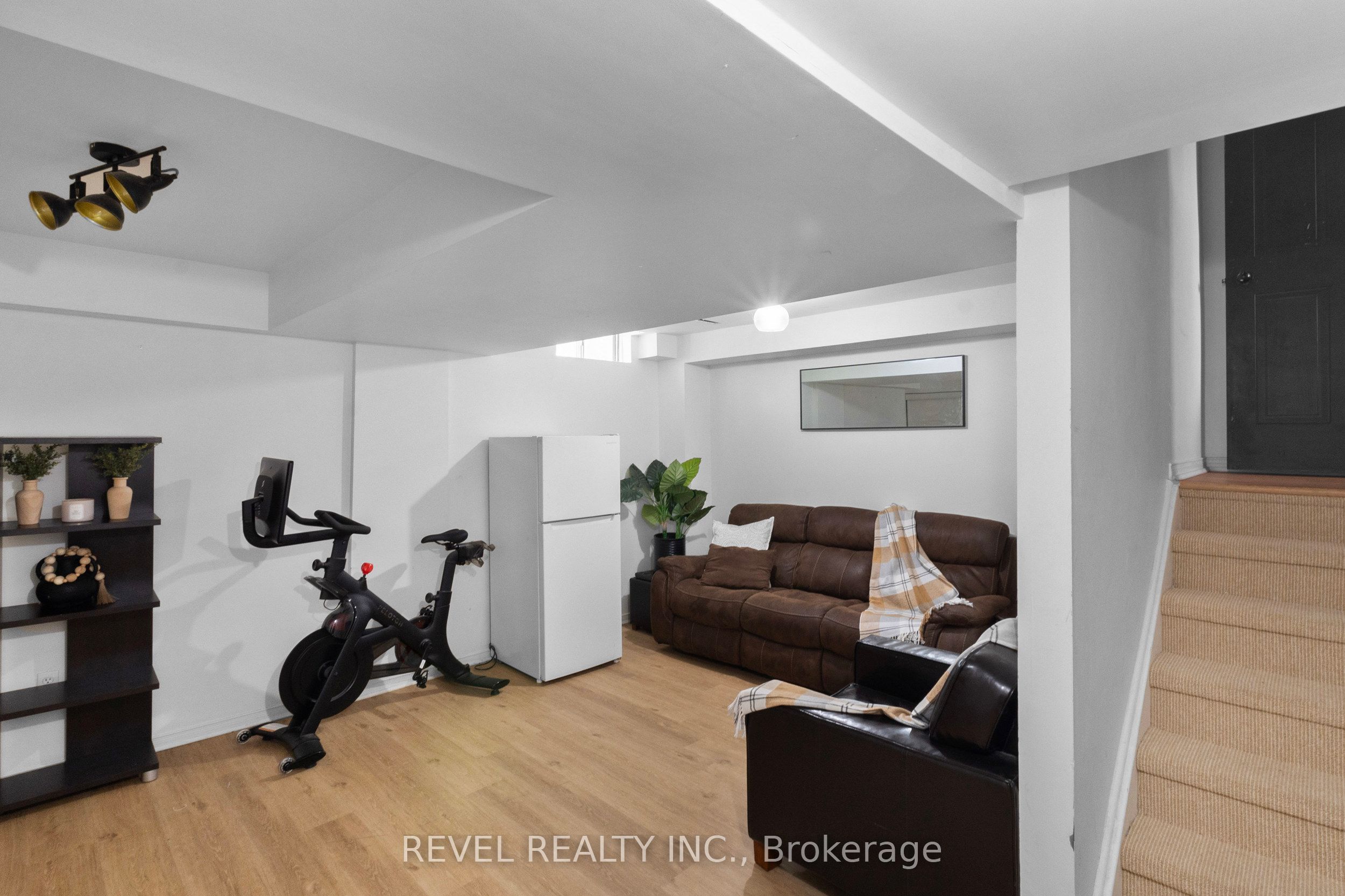 1801 Nichol Ave Avenue N 7 Property Photo 18
