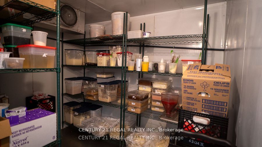 1505 Gerrard Street E Property Photo 10