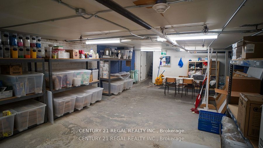 1505 Gerrard Street E Property Photo 11