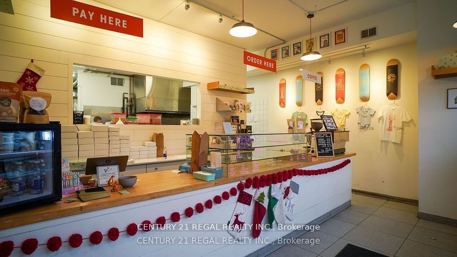 1505 Gerrard Street E Property Photo 14