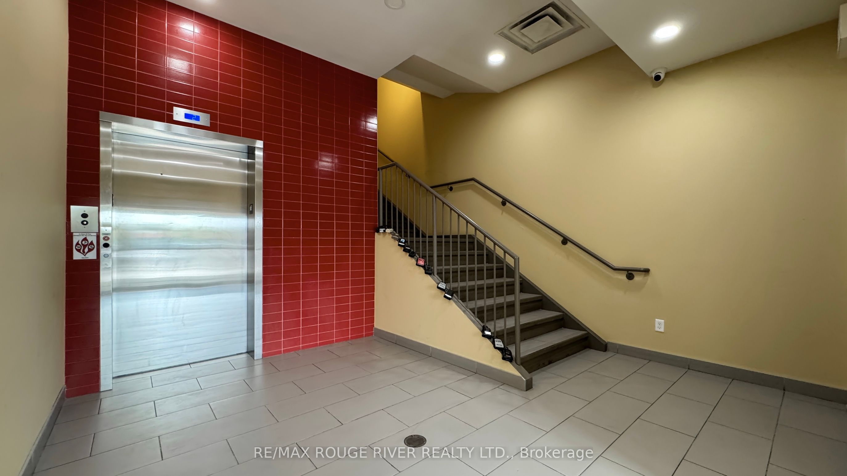 69 Lebovic Avenue D211 Property Photo 7
