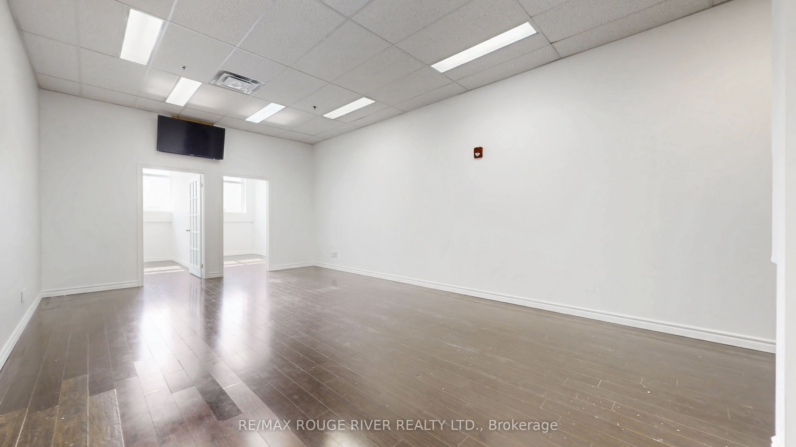 69 Lebovic Avenue D211 Property Photo 13