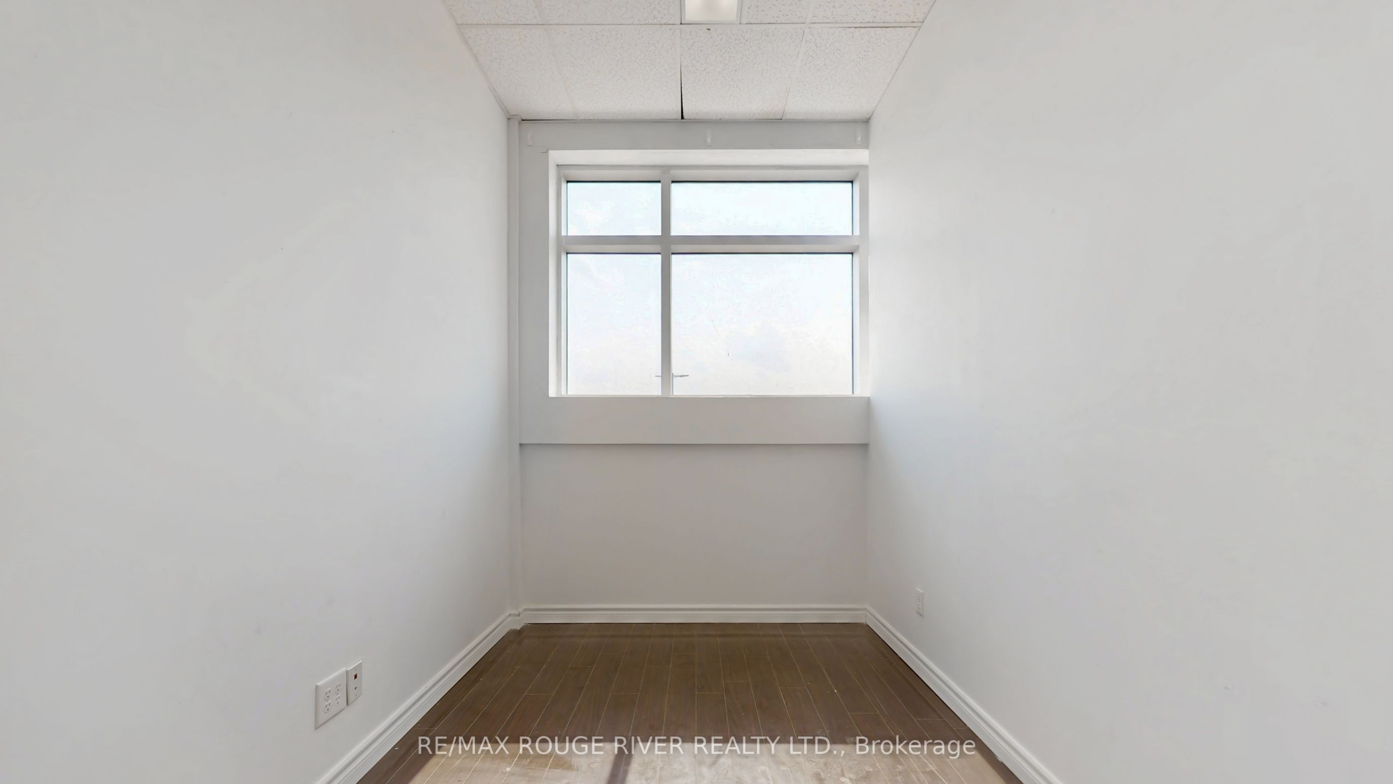 69 Lebovic Avenue D211 Property Photo 21