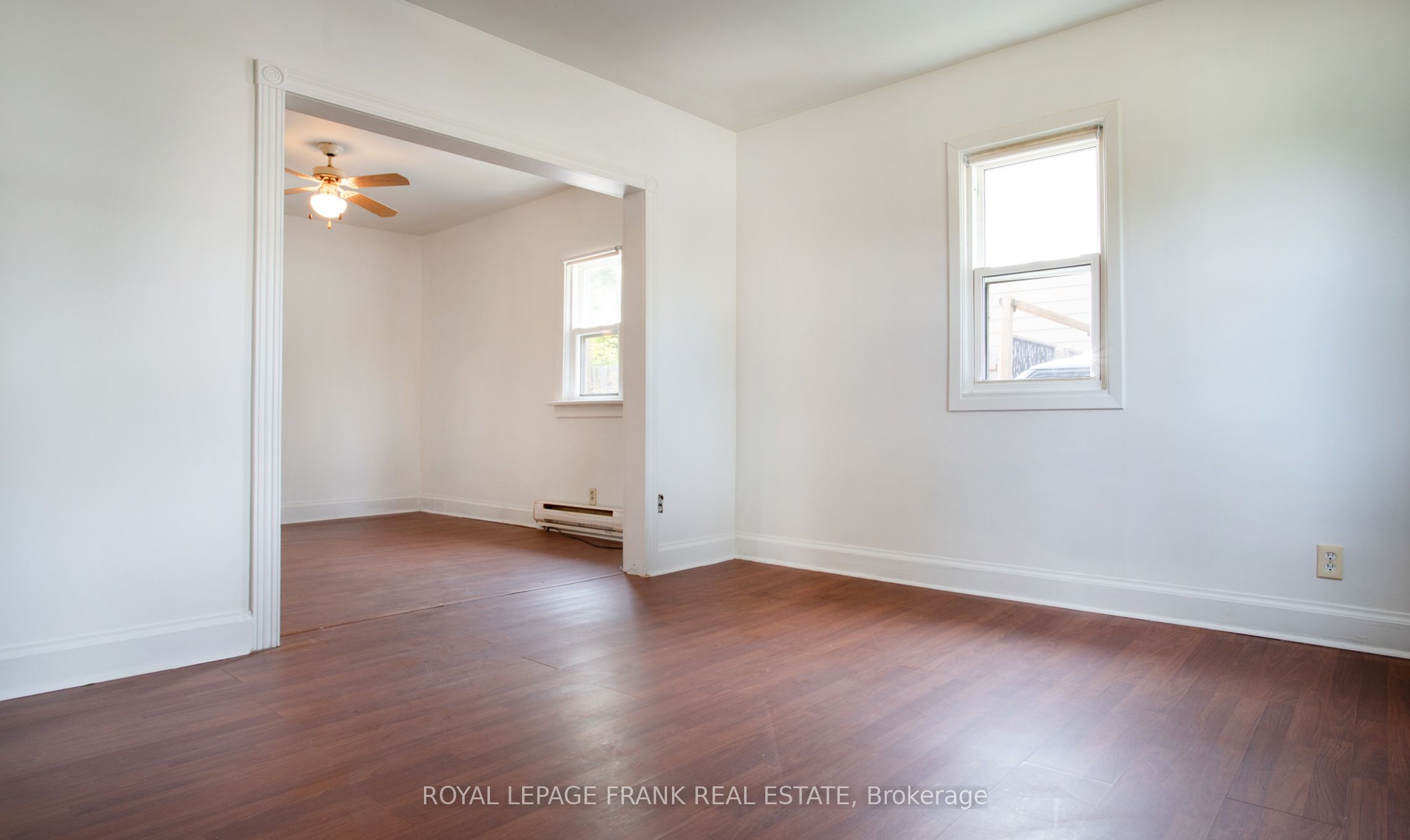 377 Adelaide Avenue W Property Photo 14