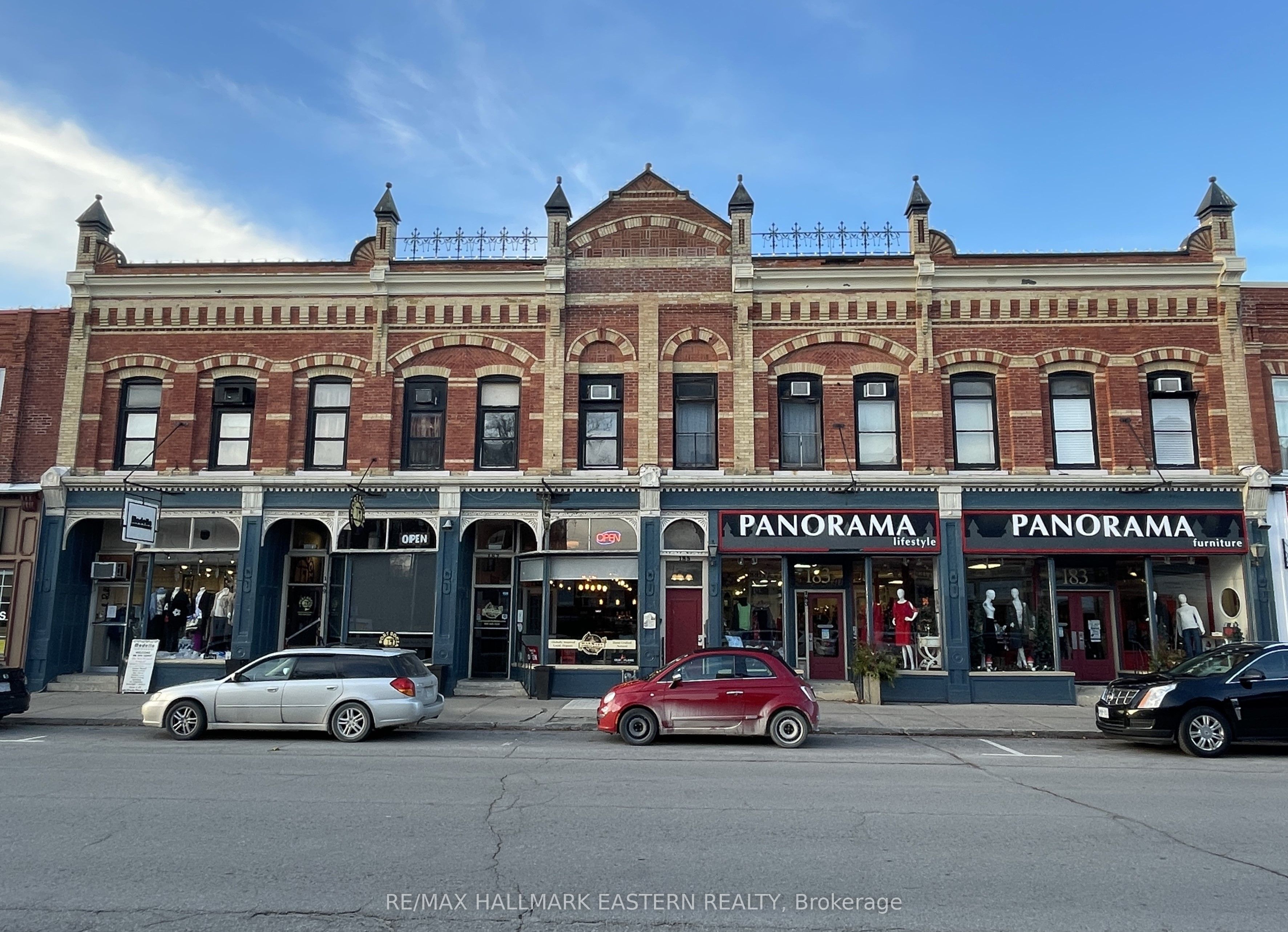 183 Queen Street Property Photo 12
