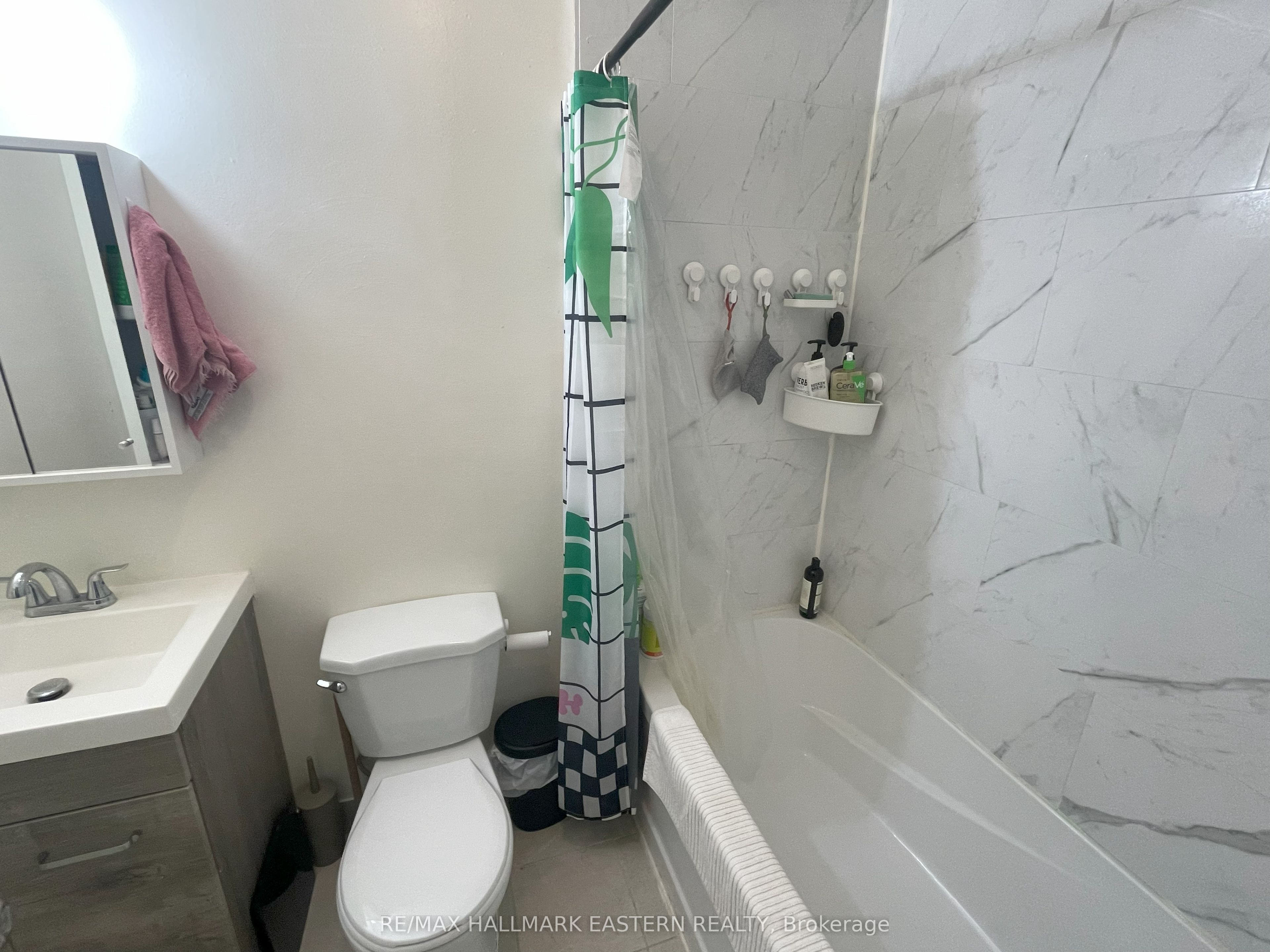 183 Queen Street Property Photo 15