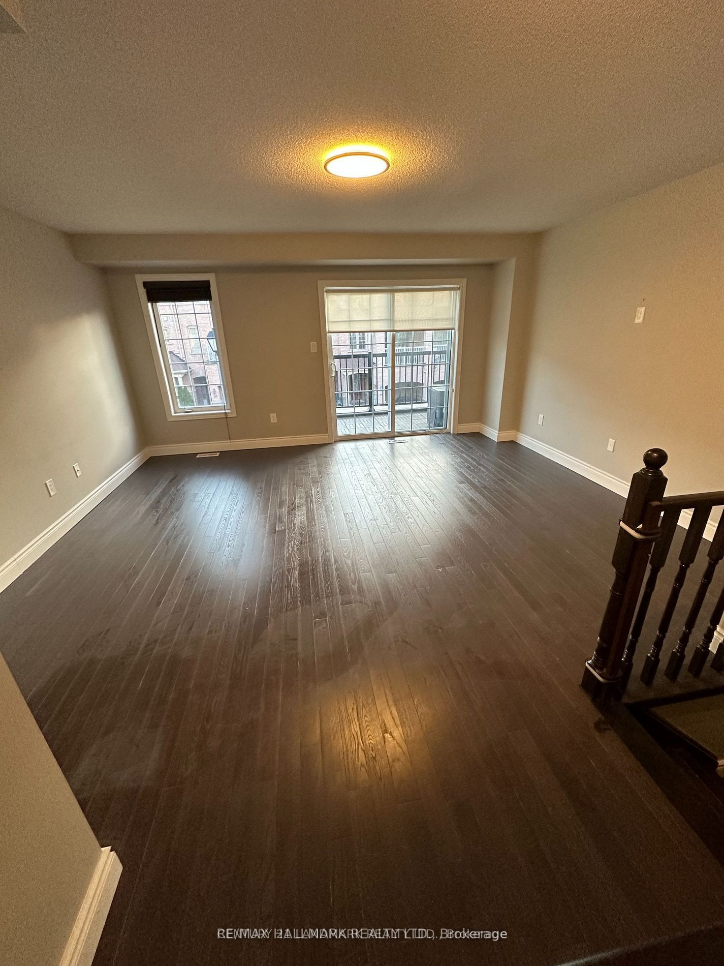 #main - 28 Blunden Rd Property Photo 2