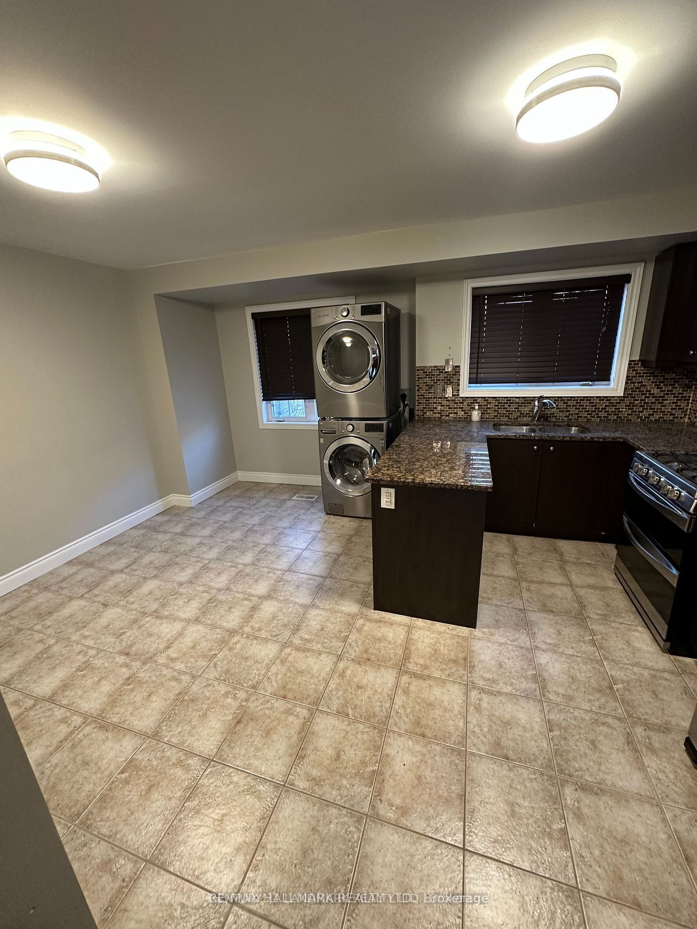 #main - 28 Blunden Rd Property Photo 4
