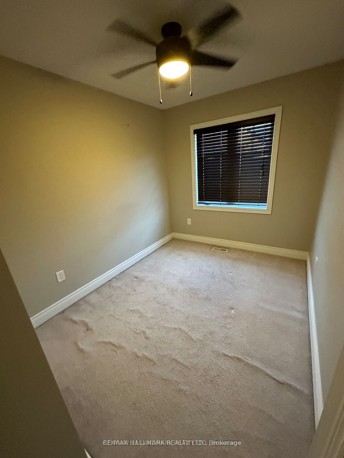 #main - 28 Blunden Rd Property Photo 9