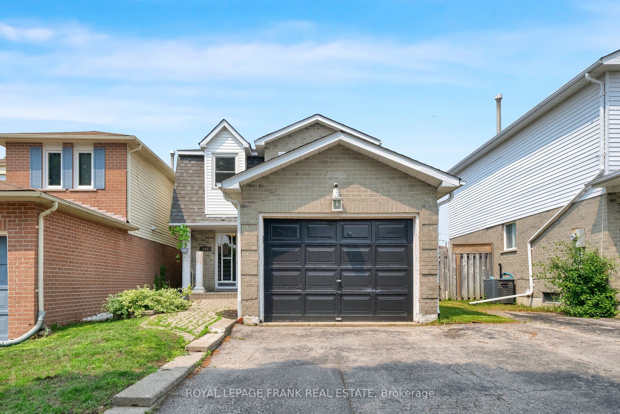 848 Attersley Drive Property Photo 36