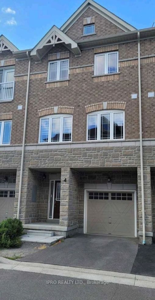 4 Waterstone Way Property Photo 1