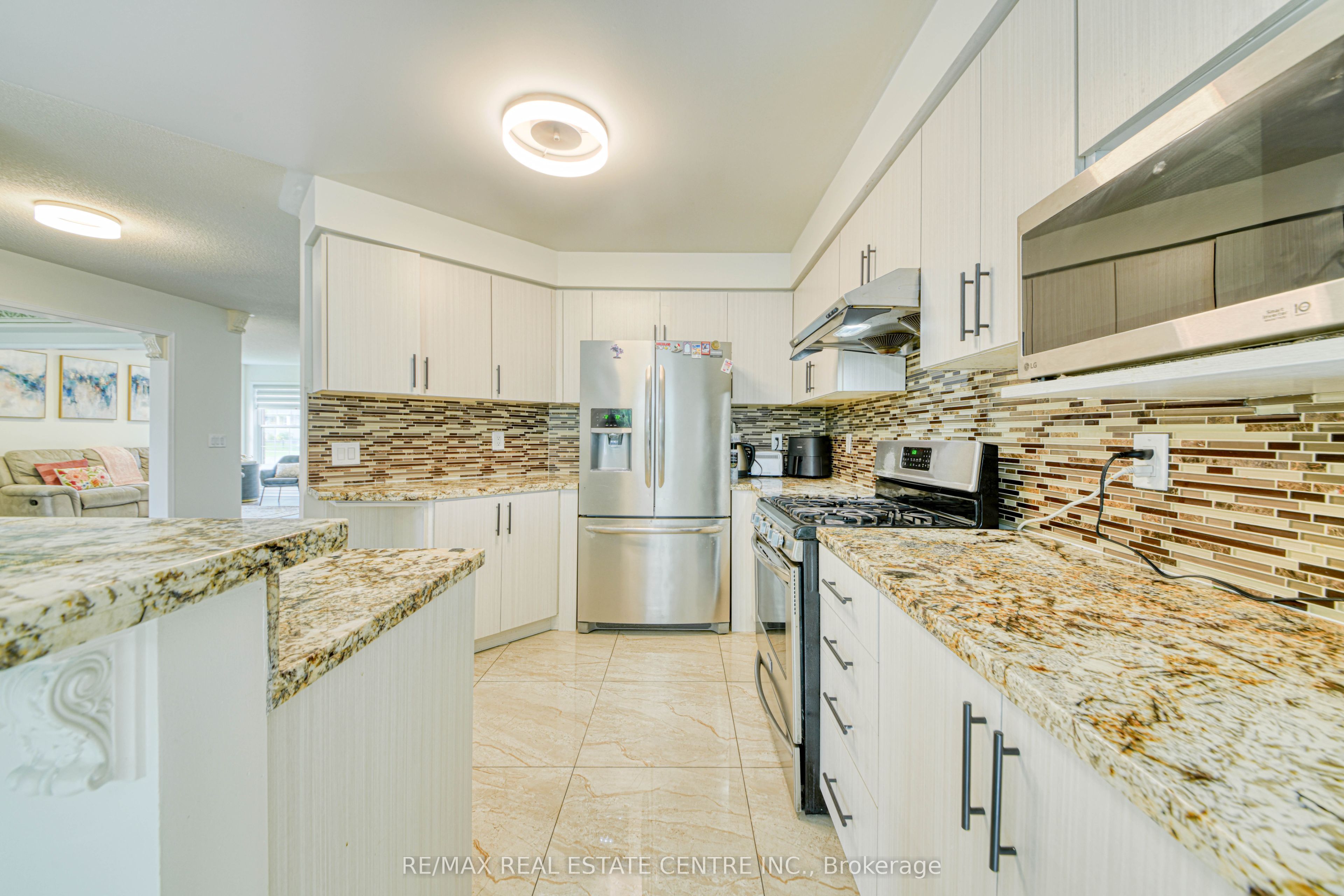 3100 Country Lane Property Photo 15