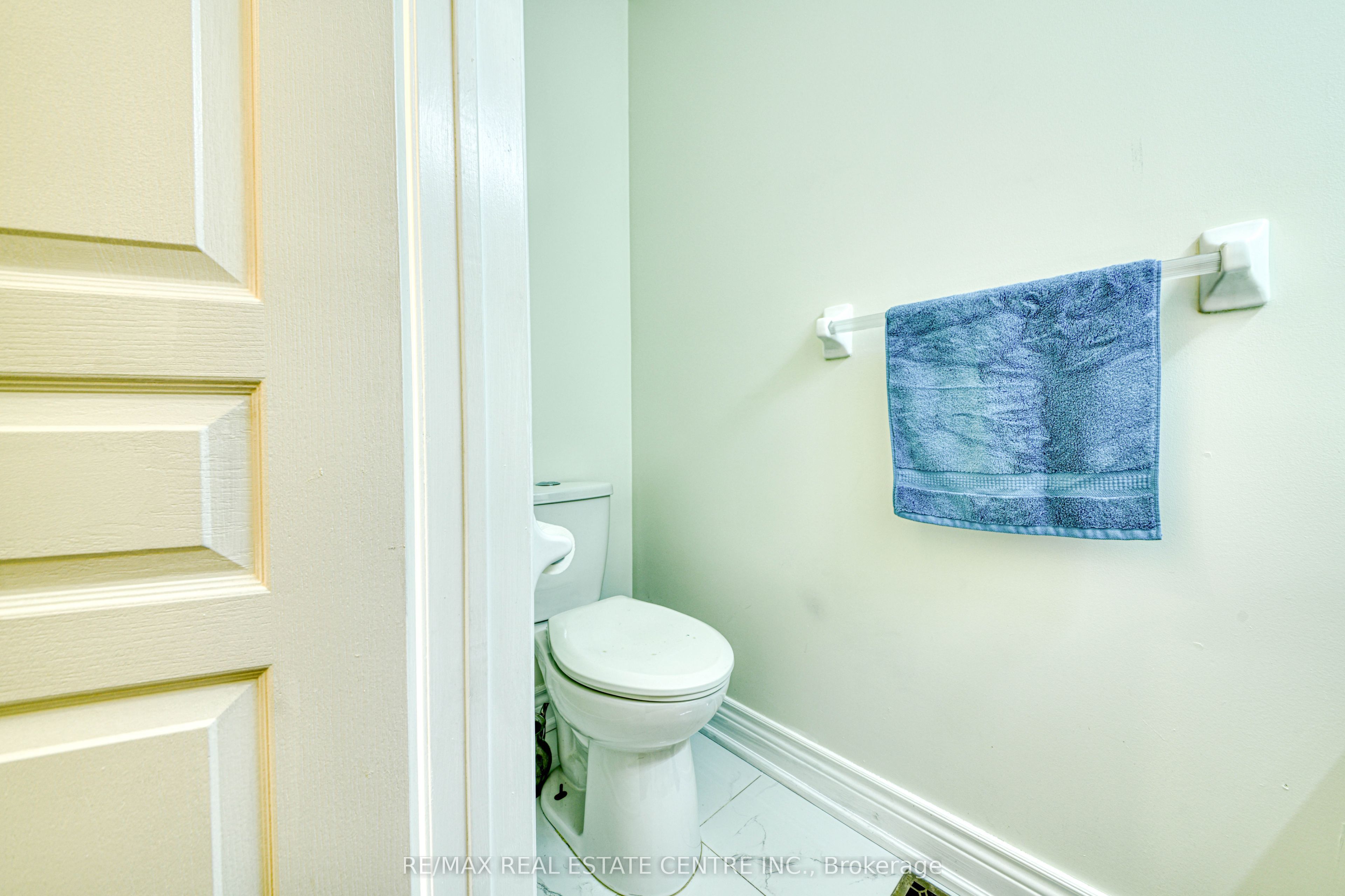 3100 Country Lane Property Photo 21