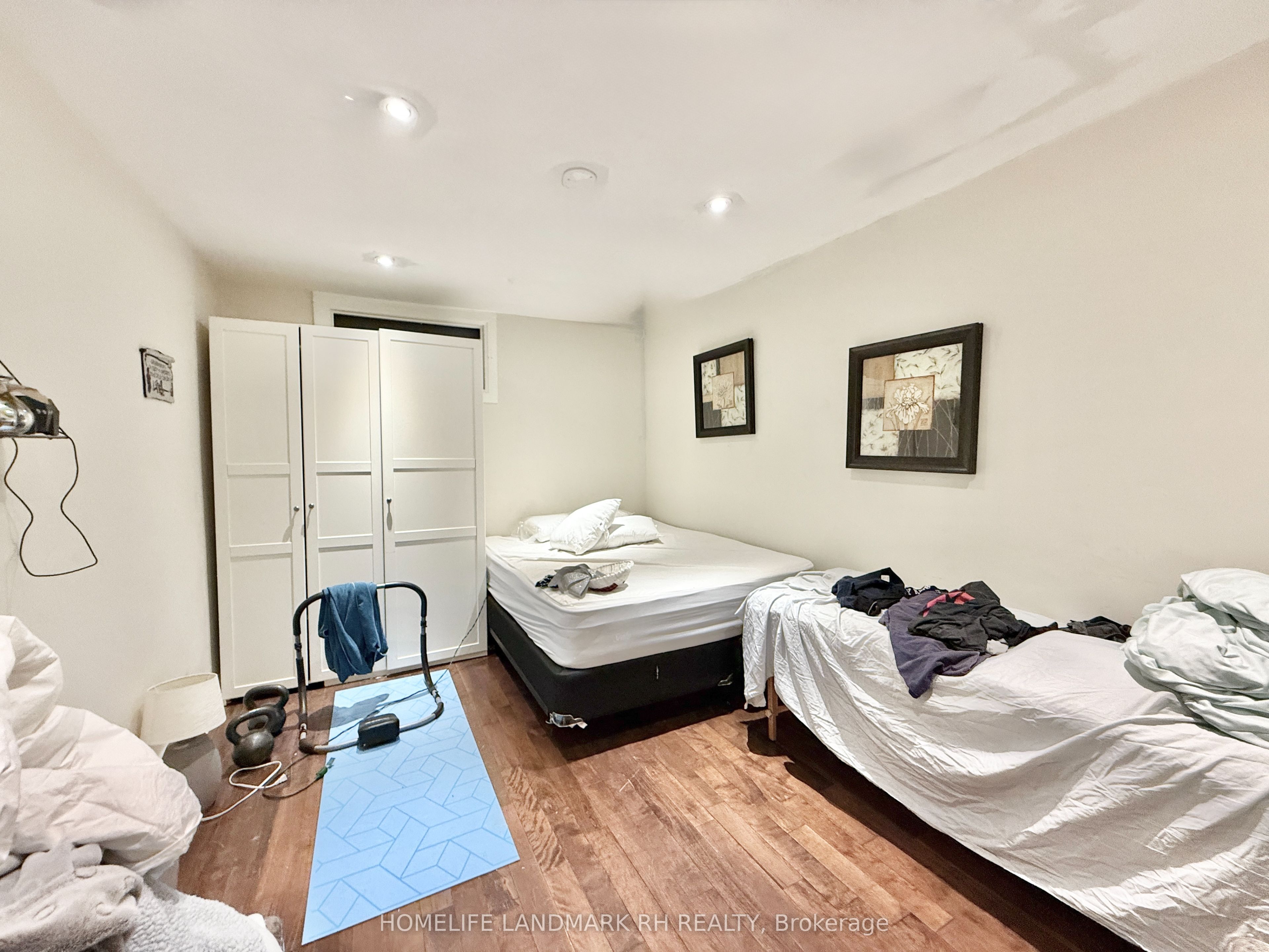 105-107 Brock Street S Property Photo 22