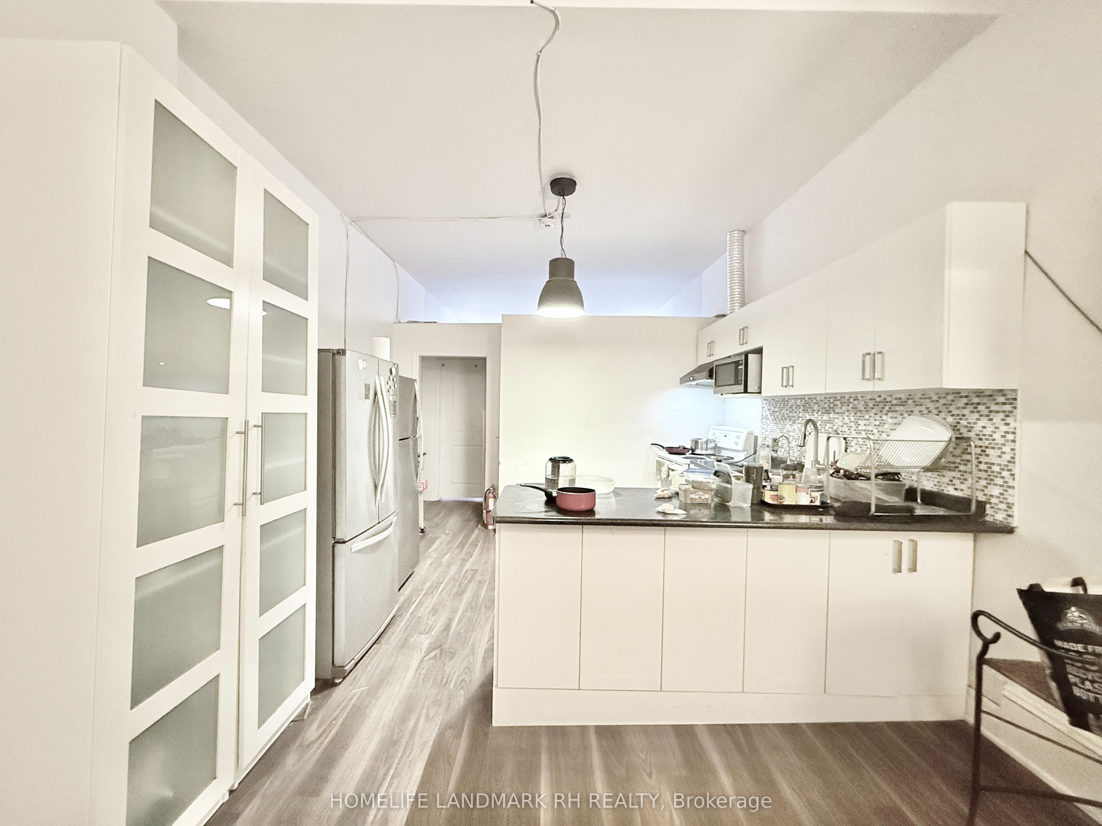 105-107 Brock Street S Property Photo 27