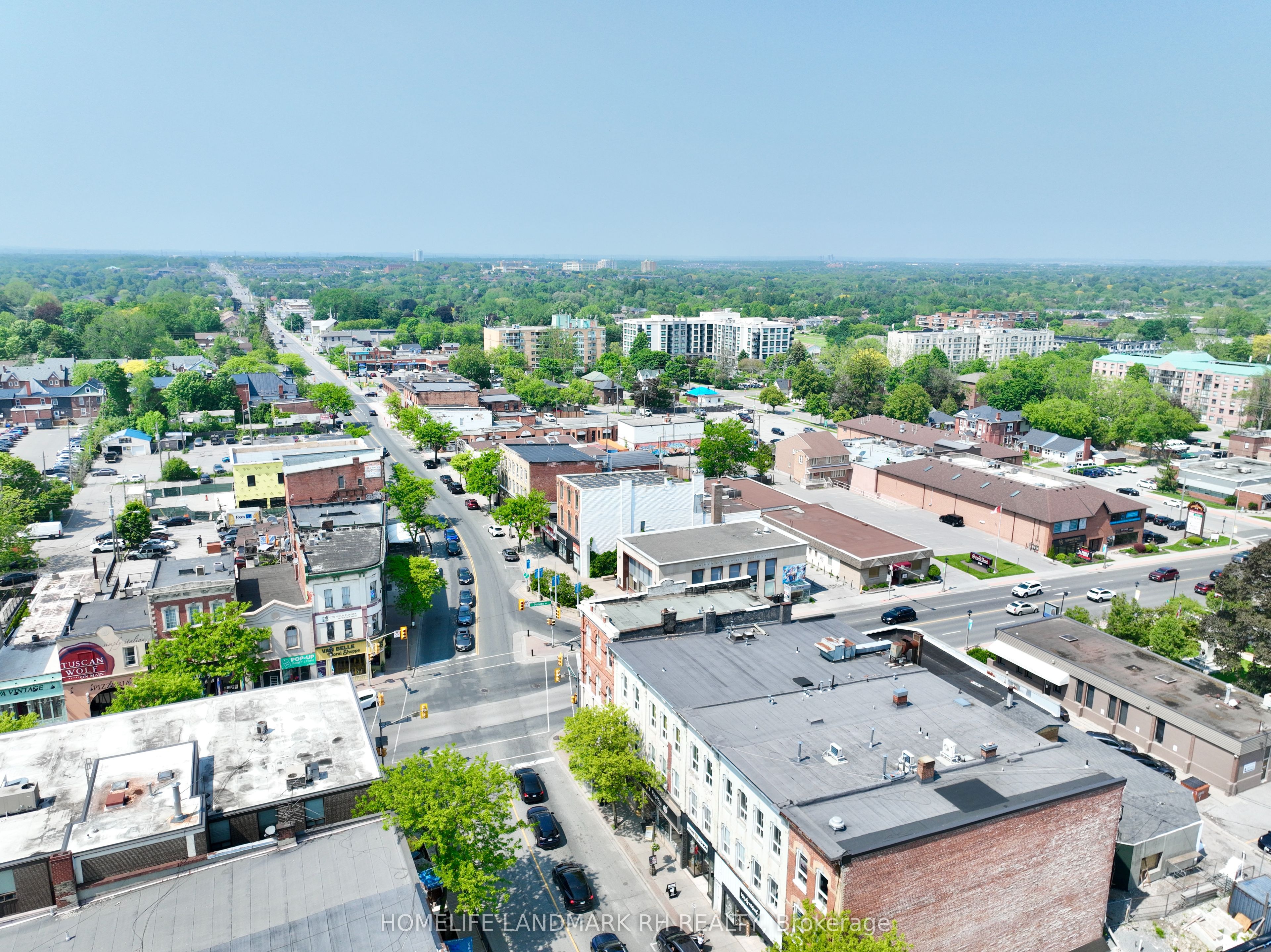 105-107 Brock Street S Property Photo 37