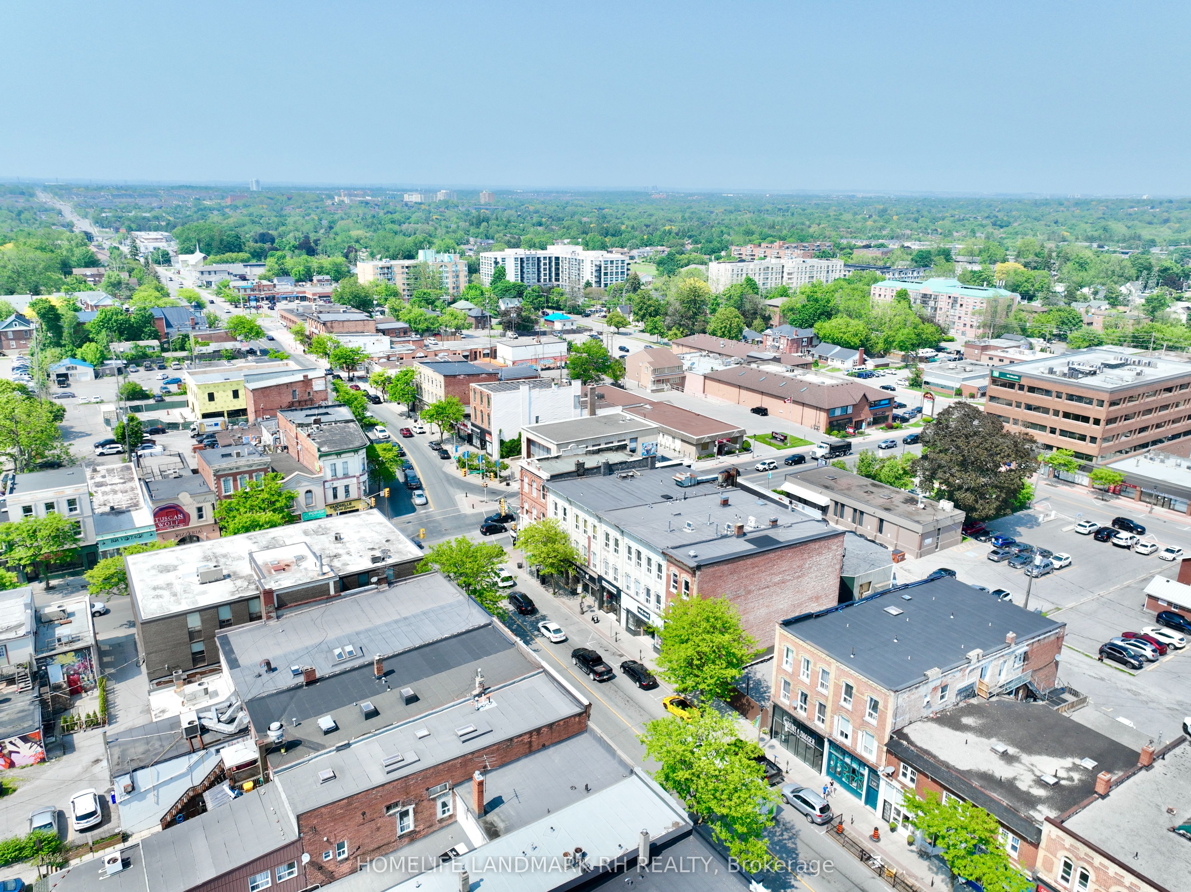 105-107 Brock Street S Property Photo 38