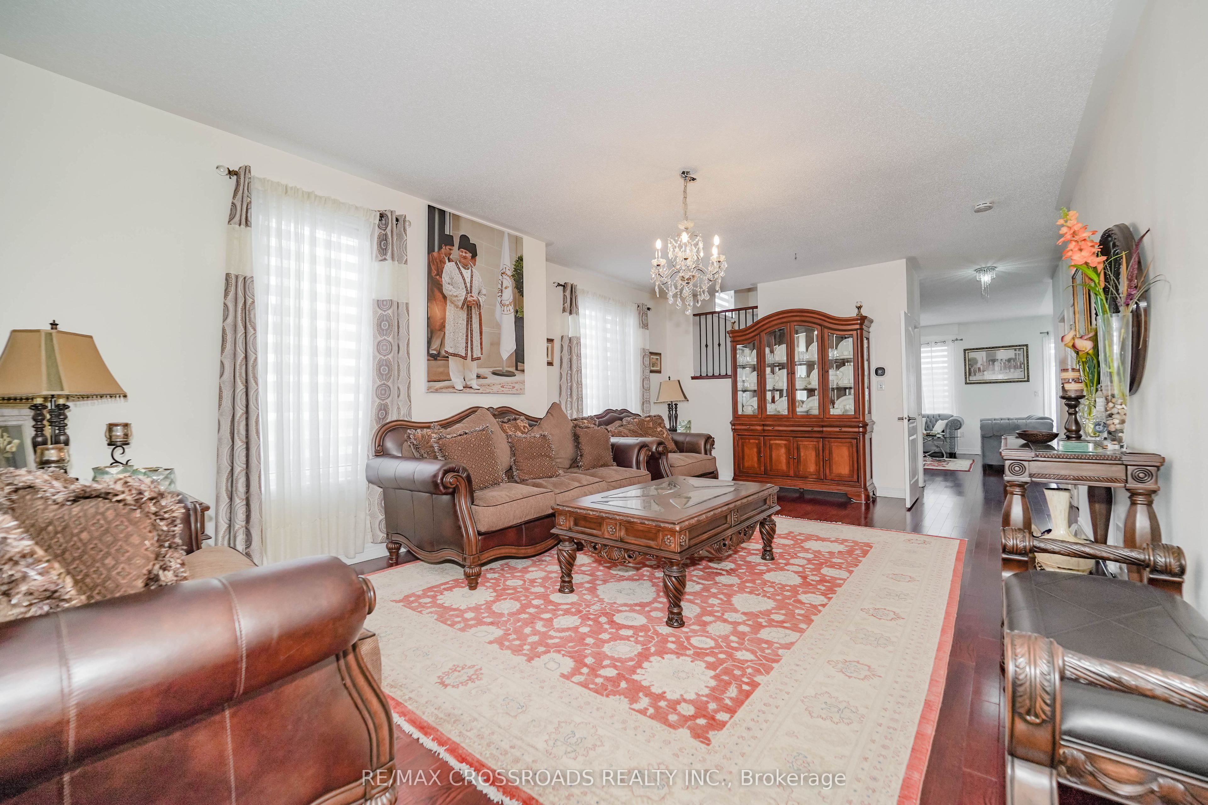 1383 Langley Circle Property Photo 8