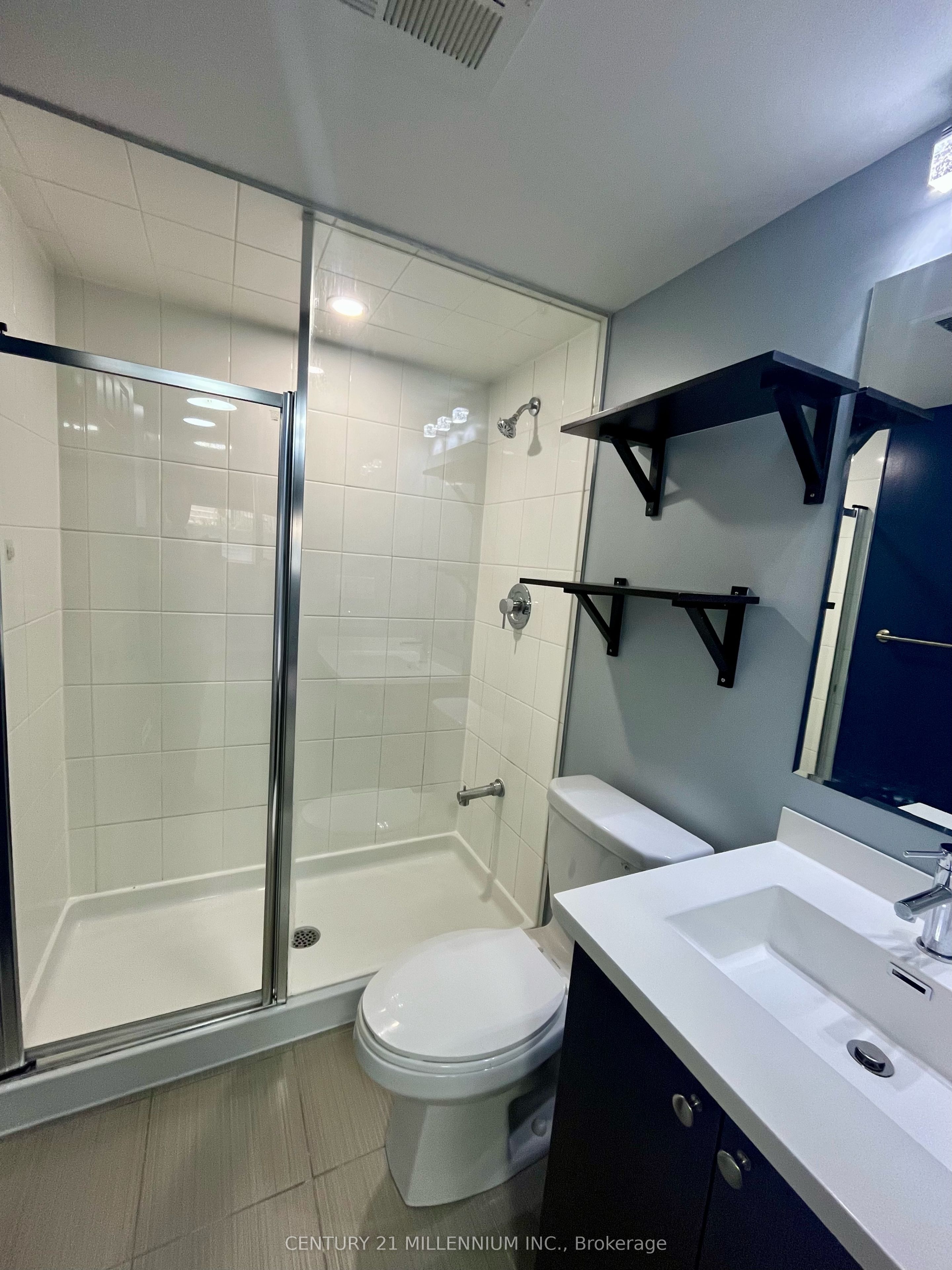 80 Orchid Place Drive 106 Property Photo 14