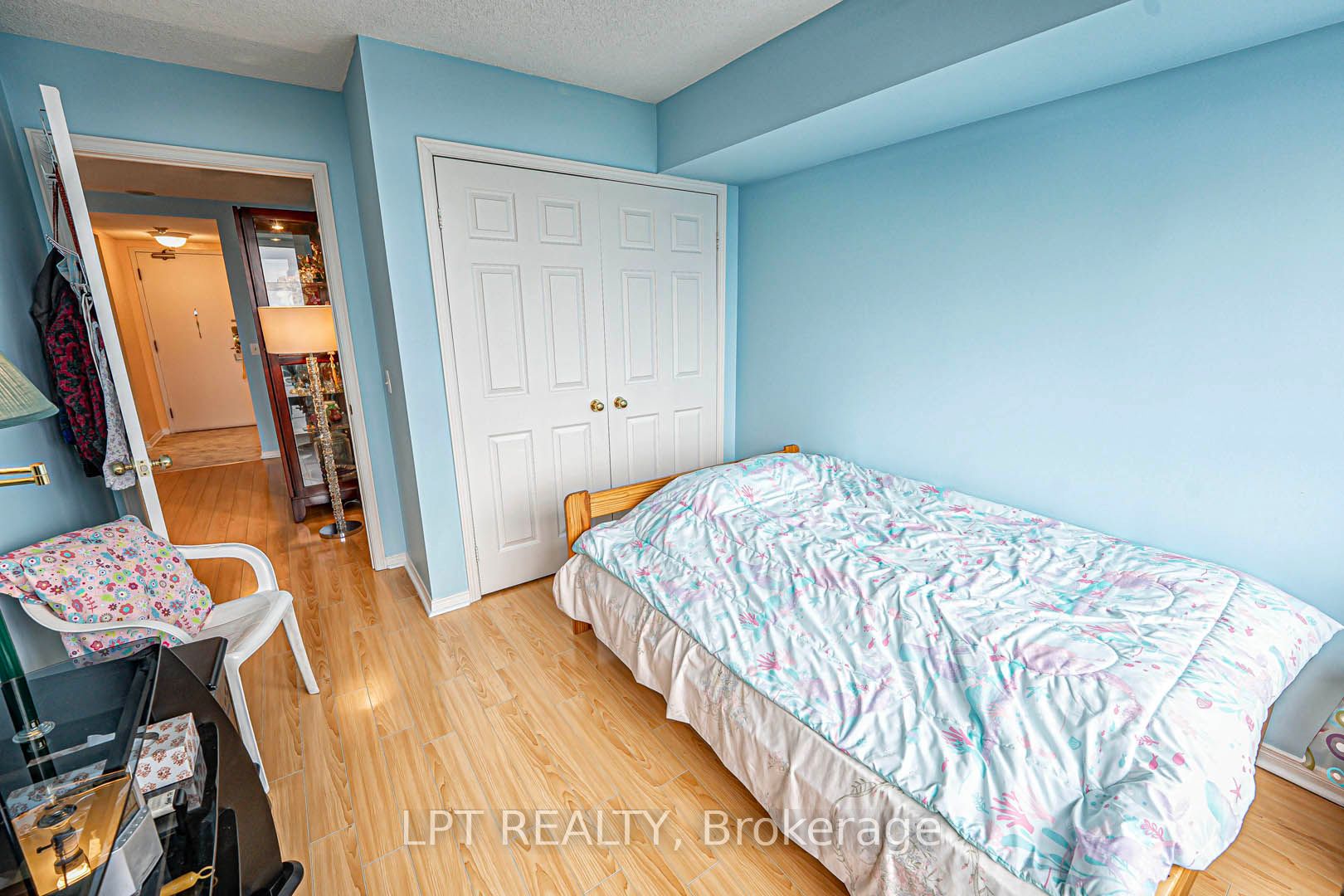5001 Finch Avenue E 1003 Property Photo 19