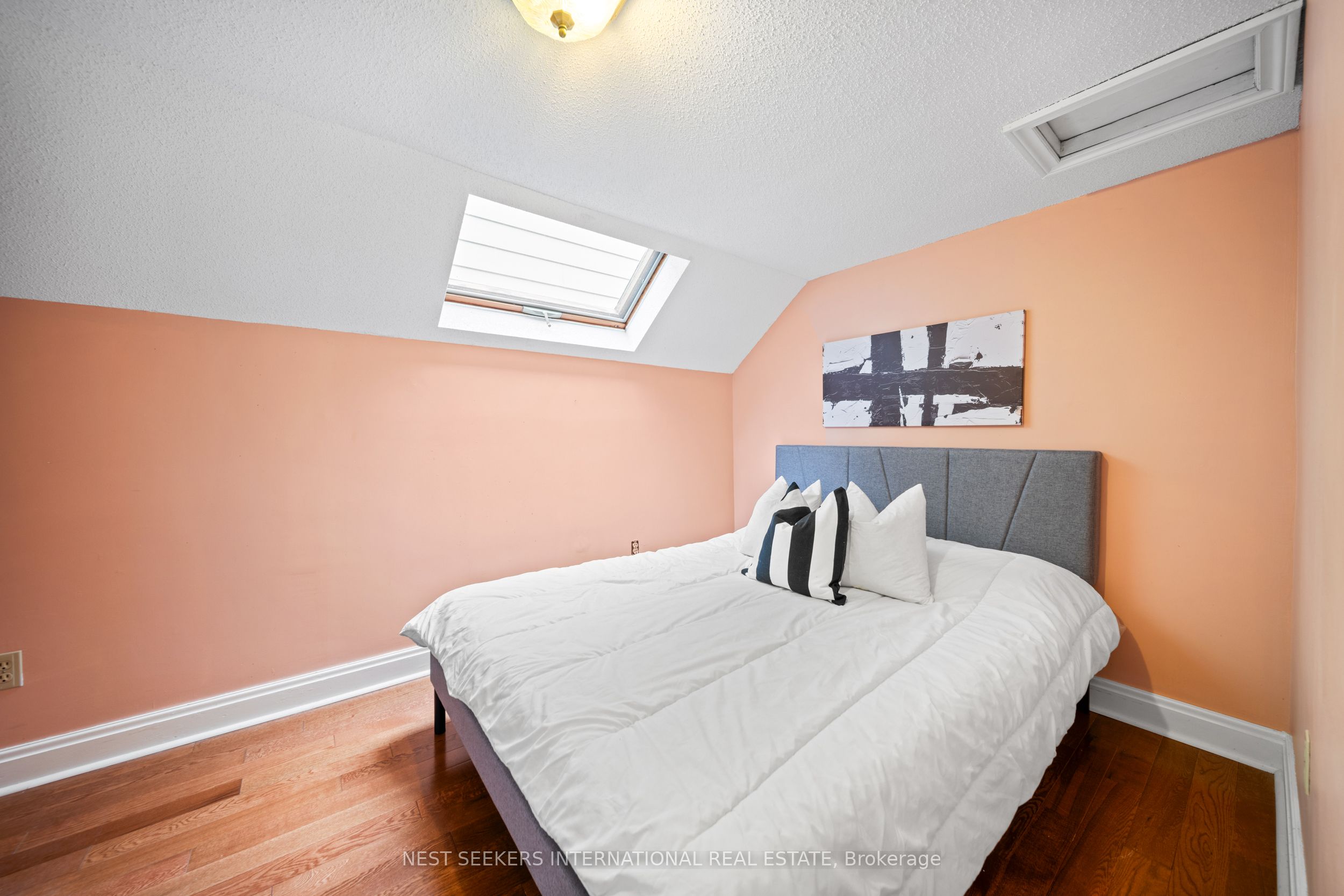 35 Cambrai Avenue Property Photo 37
