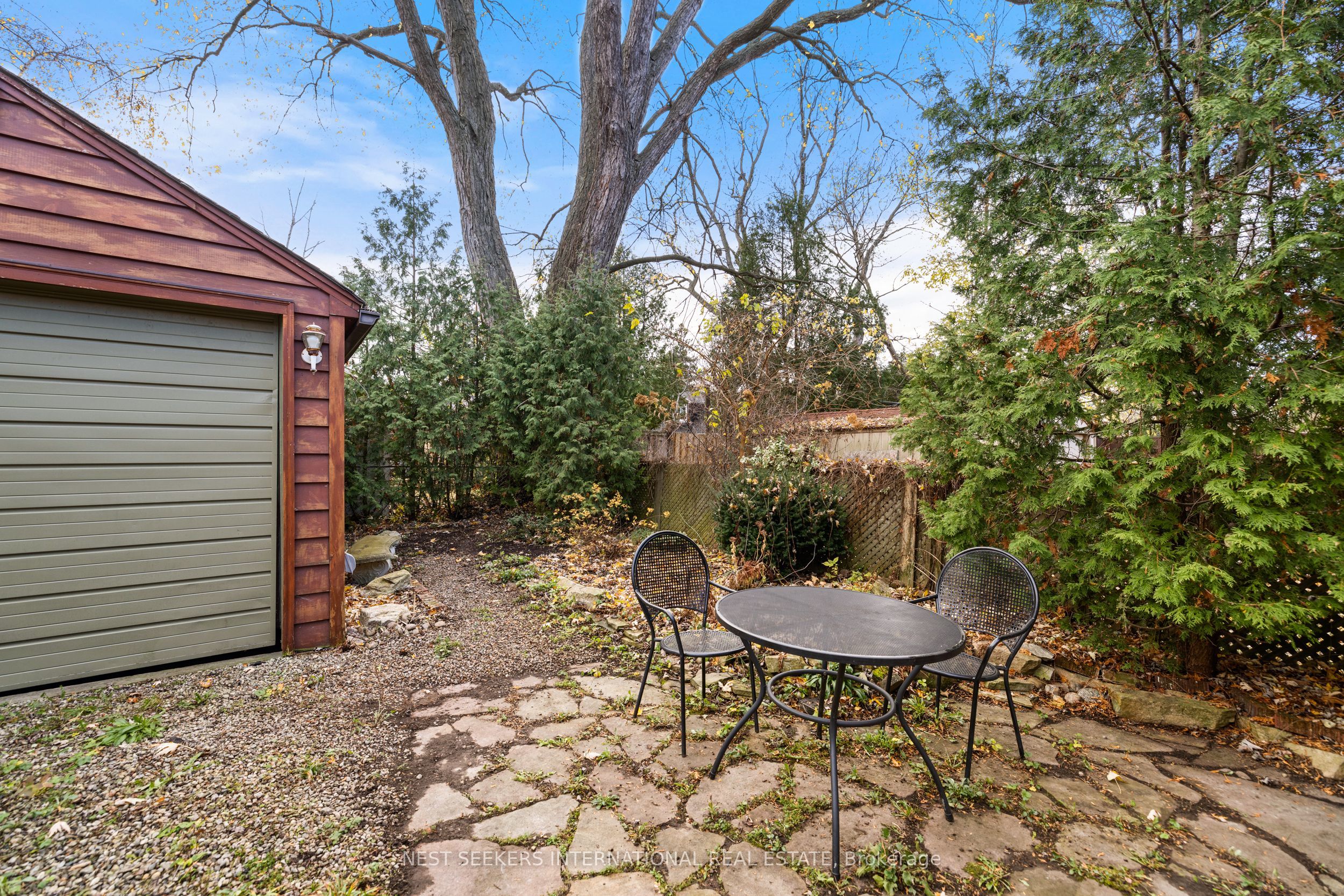 35 Cambrai Avenue Property Photo 47