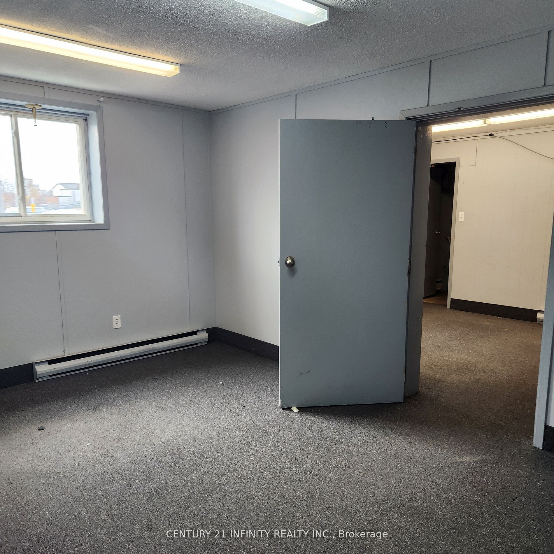 1019 Nelson Street 10 Property Photo 1