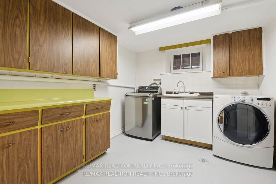6 Redland Crescent E Property Photo 47