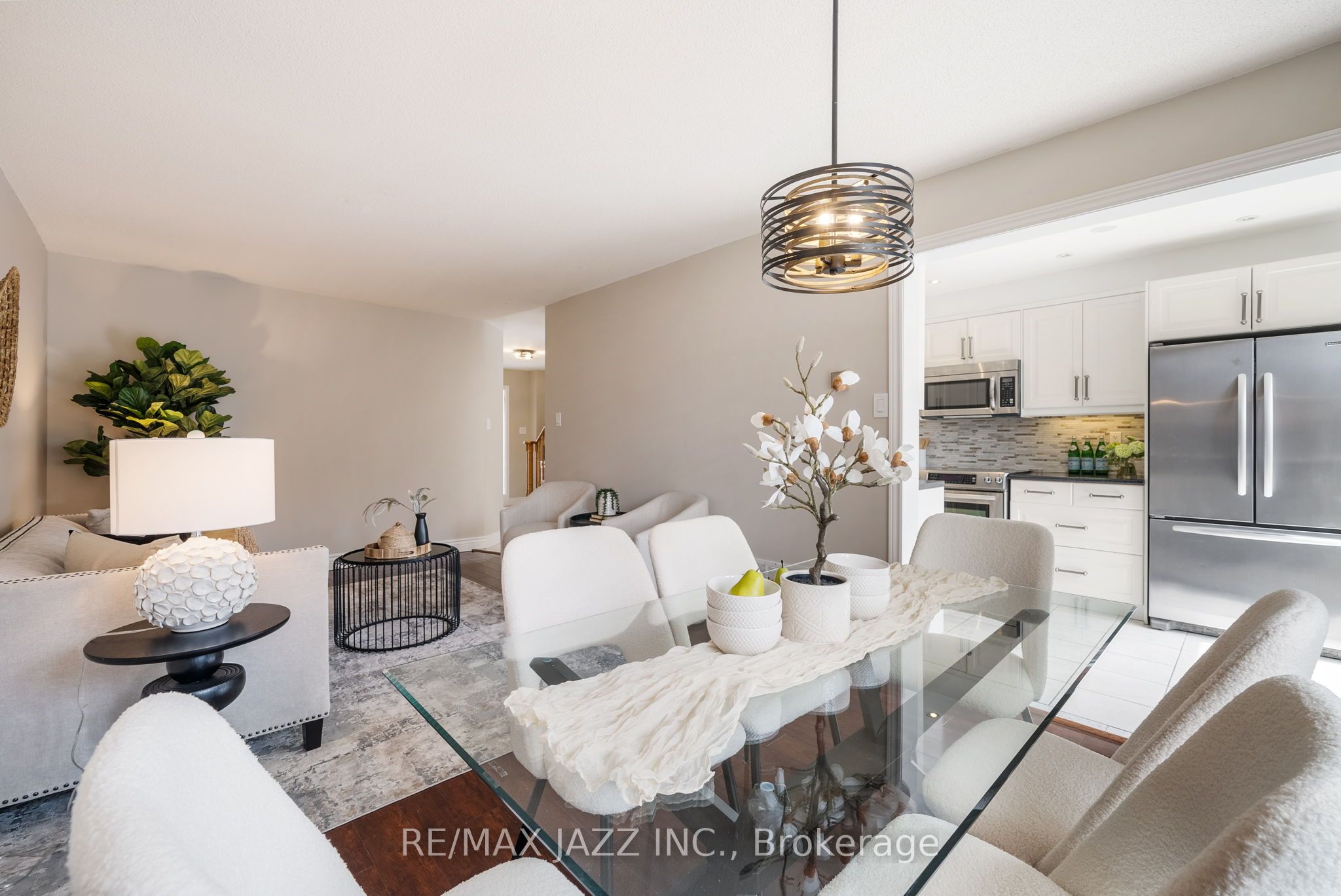 #25 - 1610 Crawforth Street Property Photo 8