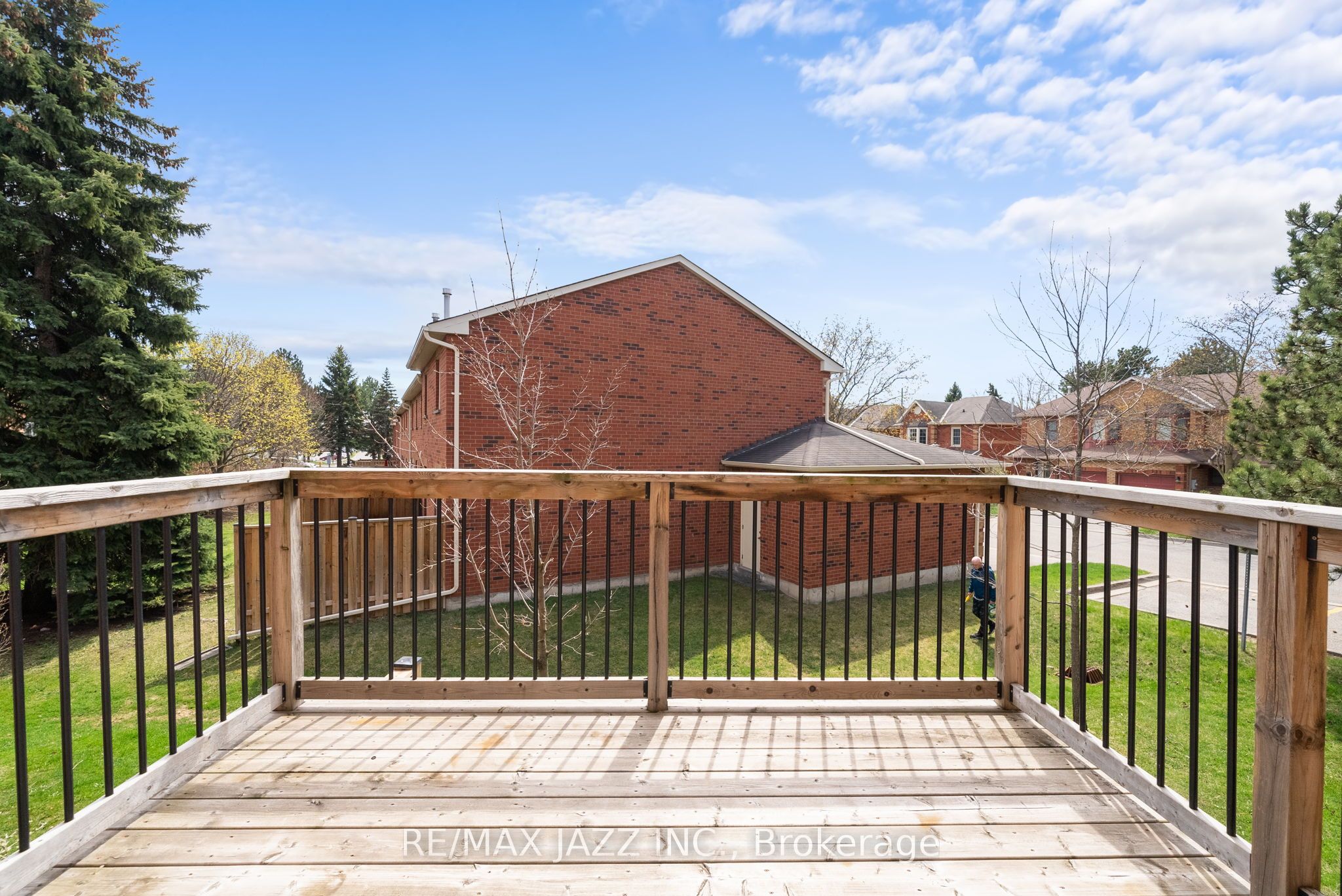 #25 - 1610 Crawforth Street Property Photo 13