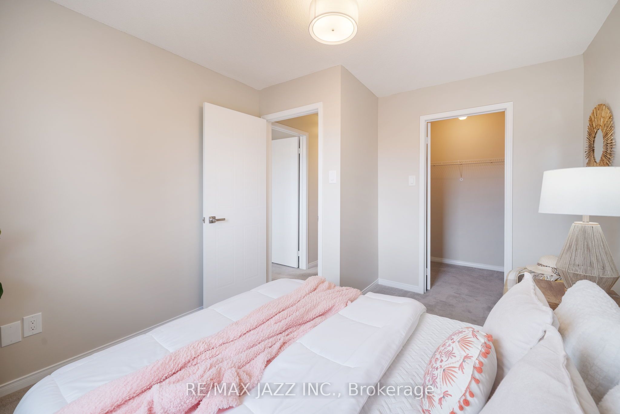 #25 - 1610 Crawforth Street Property Photo 24