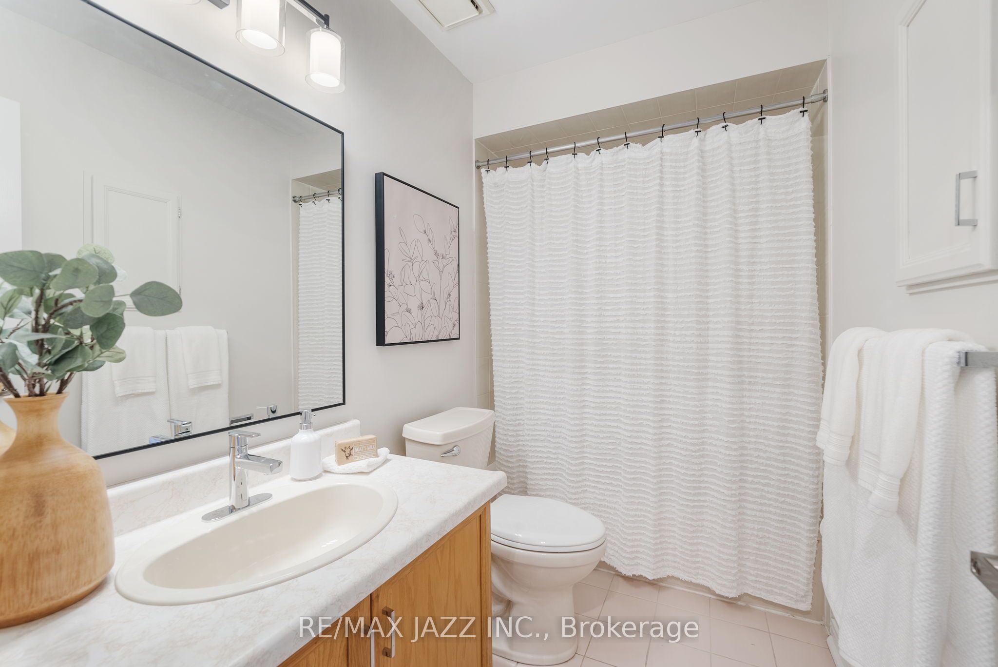 #25 - 1610 Crawforth Street Property Photo 25