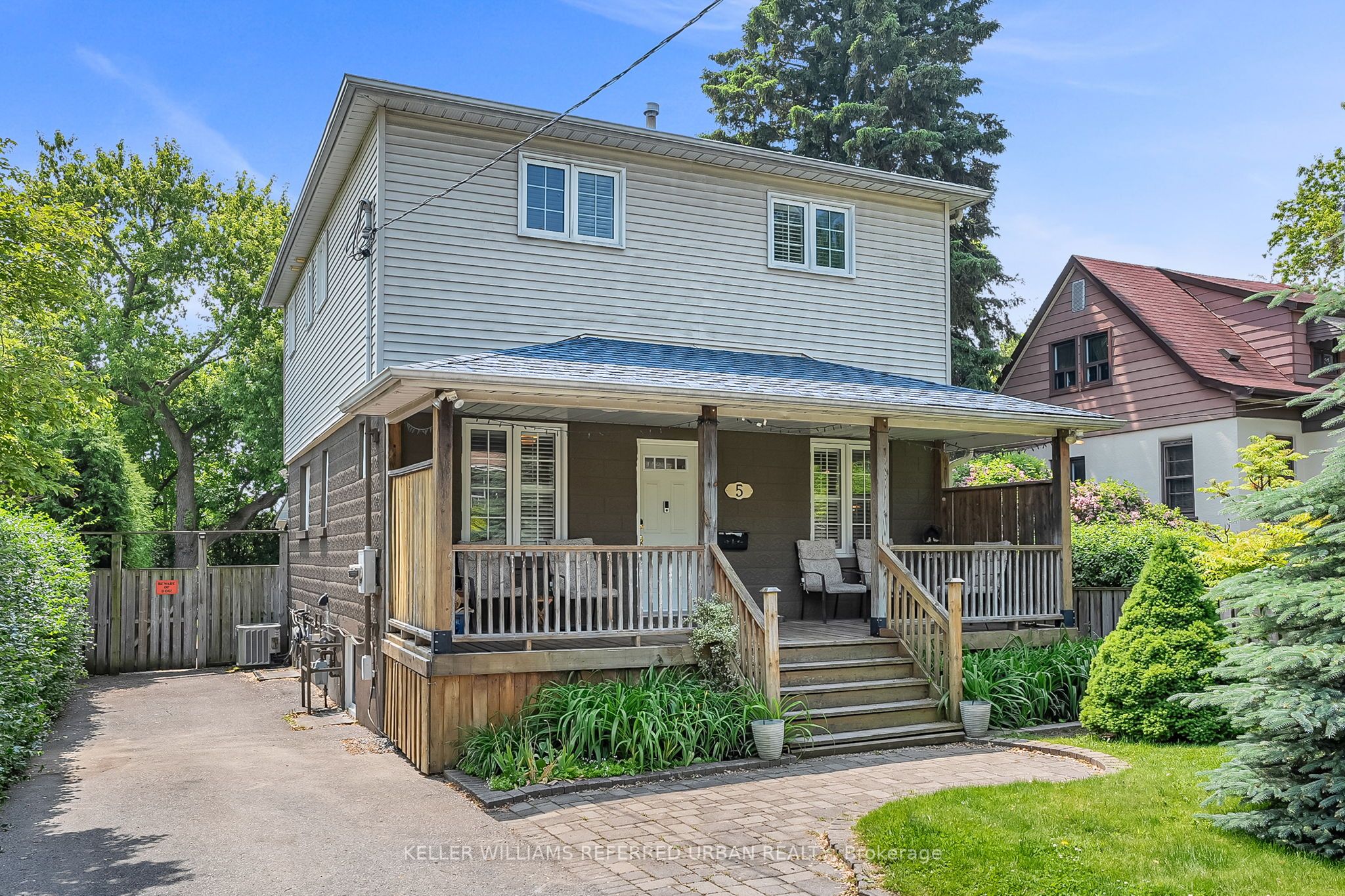 5 Donora Drive Property Photo 1