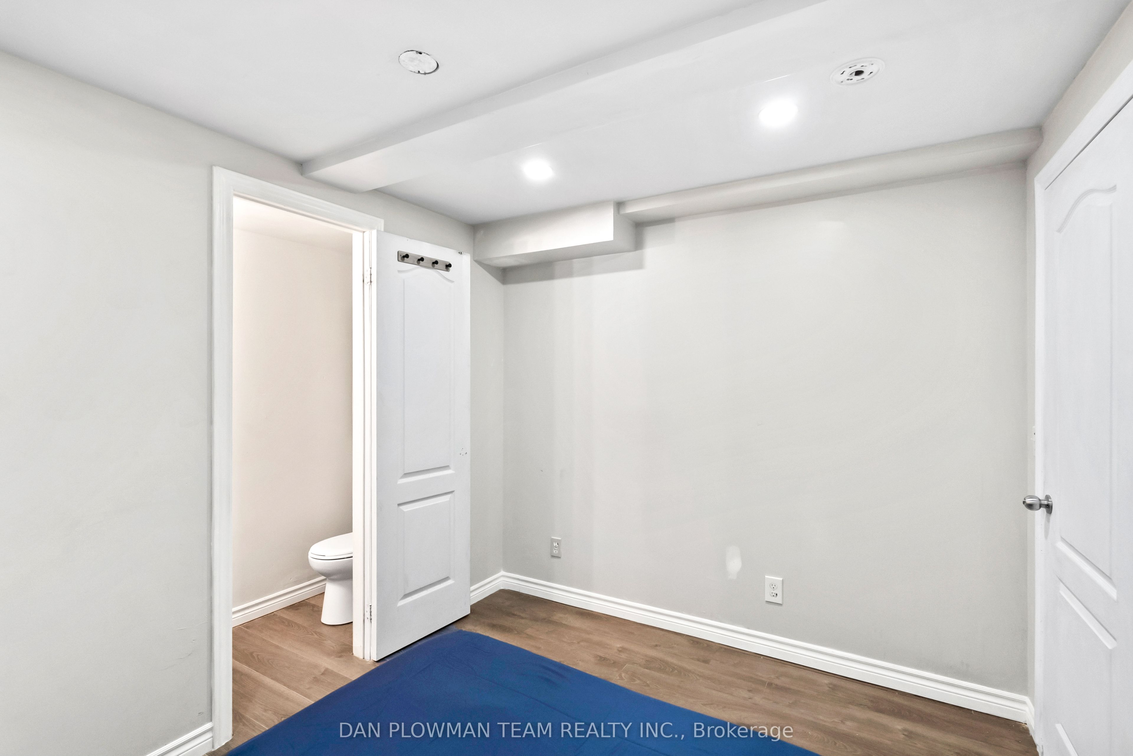 29 Barron Court Property Photo 28