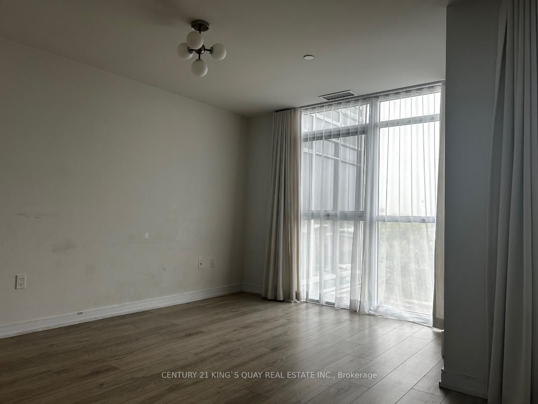 #311 - 225 Village Green Square Property Photo 2