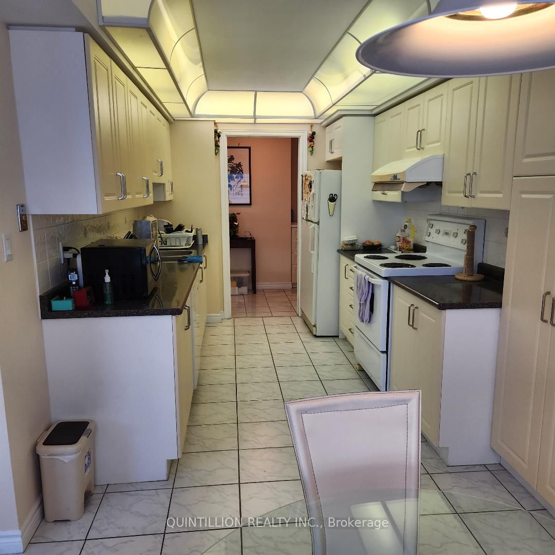 #2505 - 228 Bonis Avenue Property Photo 7