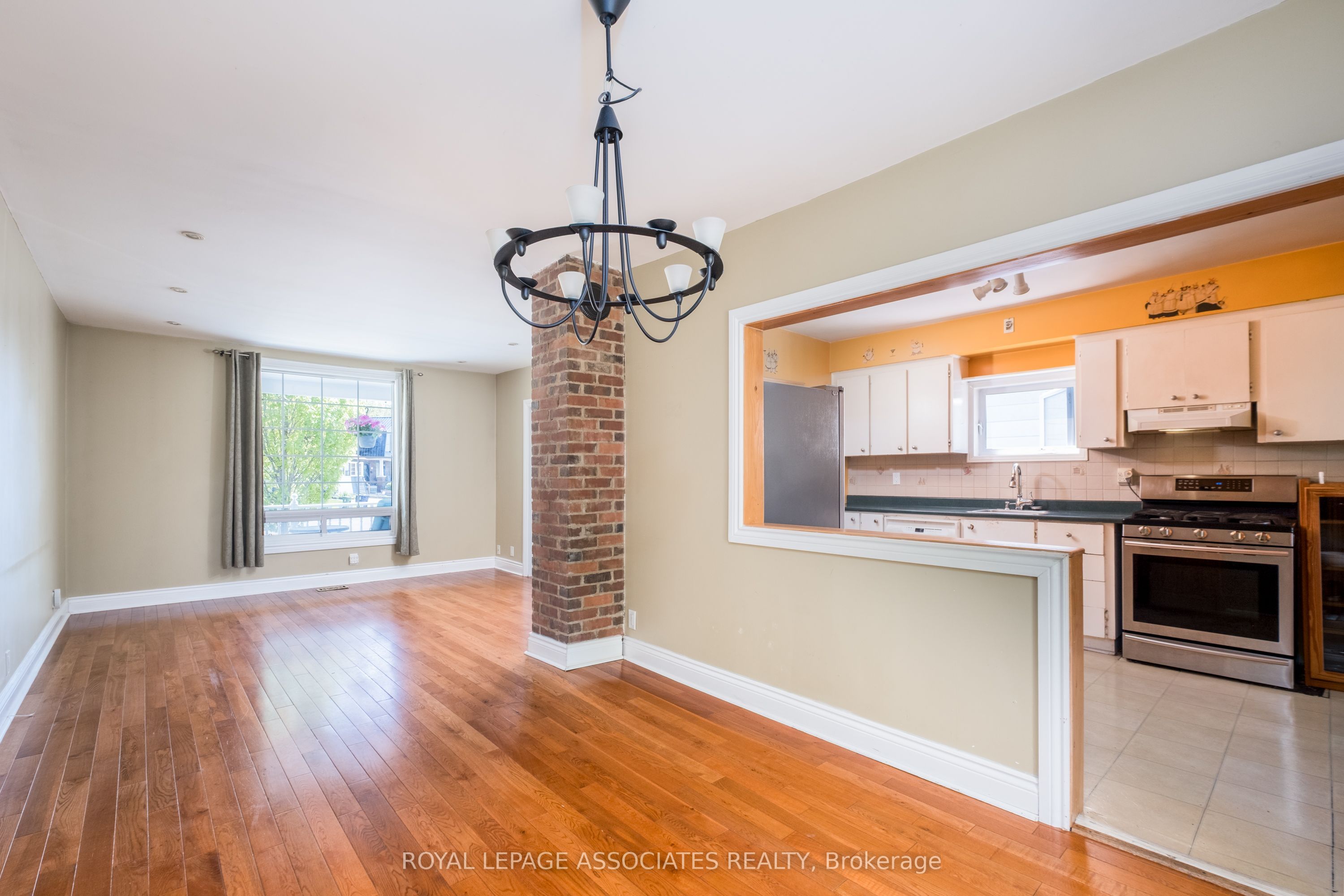 136 Aylesworth Avenue Property Photo 27