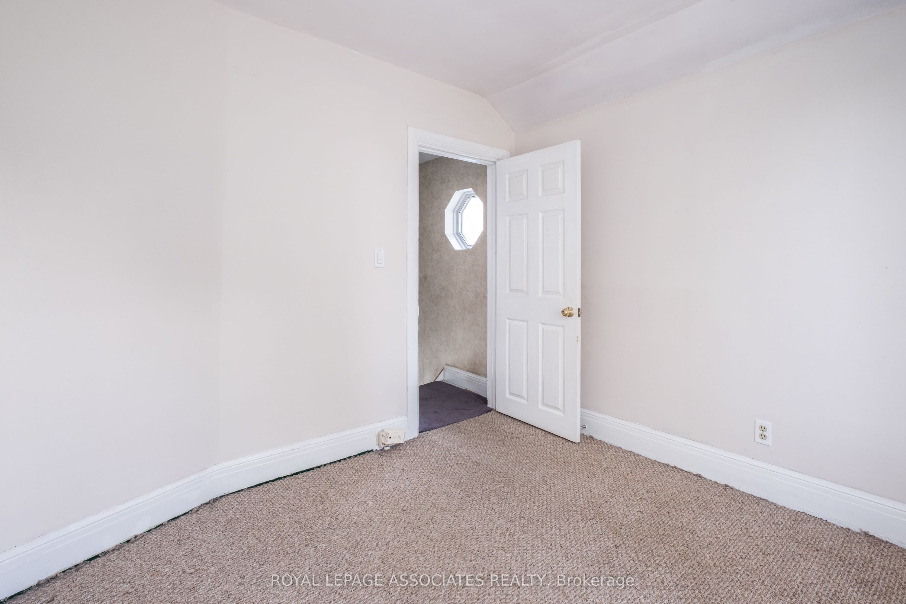 136 Aylesworth Avenue Property Photo 39