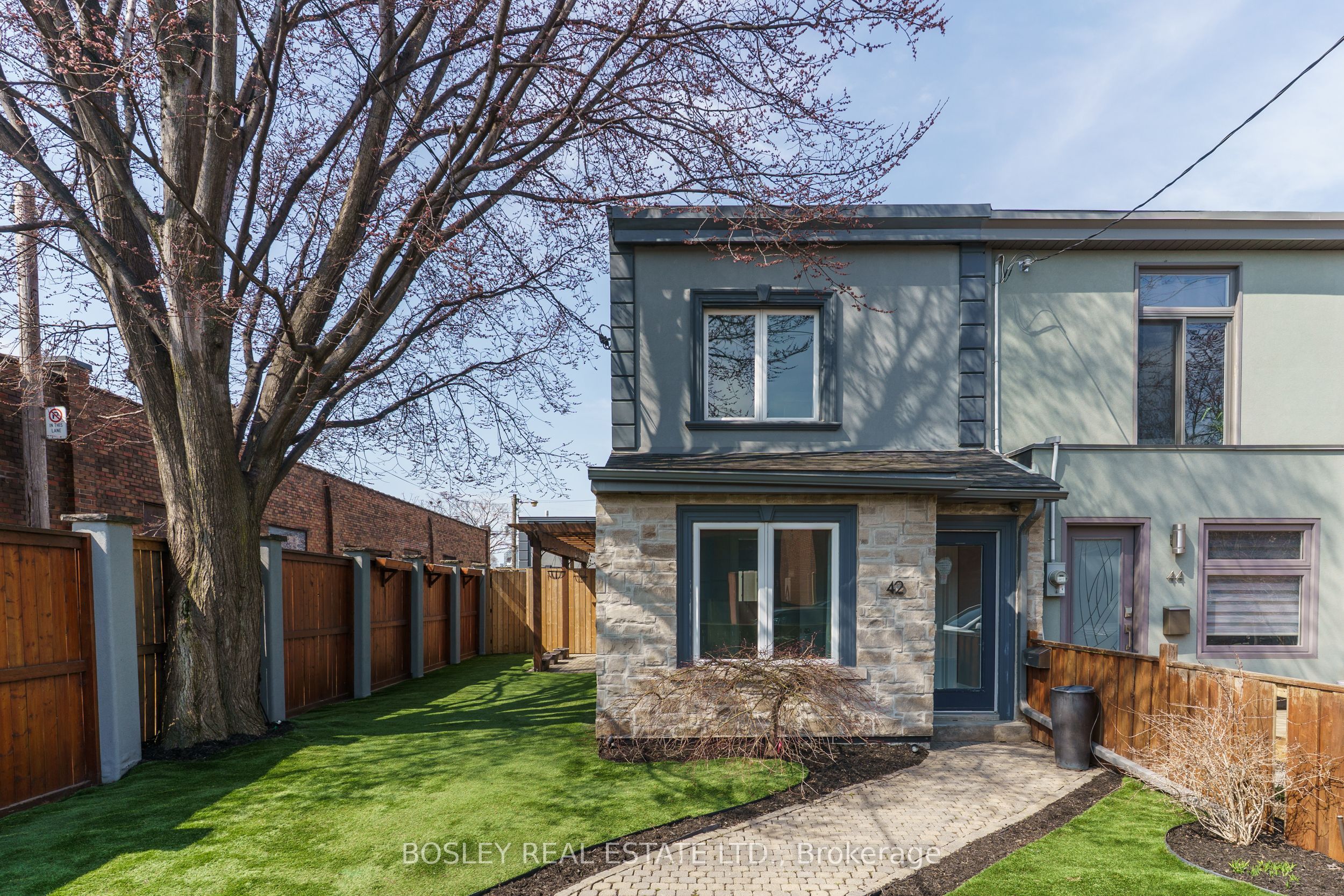 42 Logan Avenue Property Photo 1