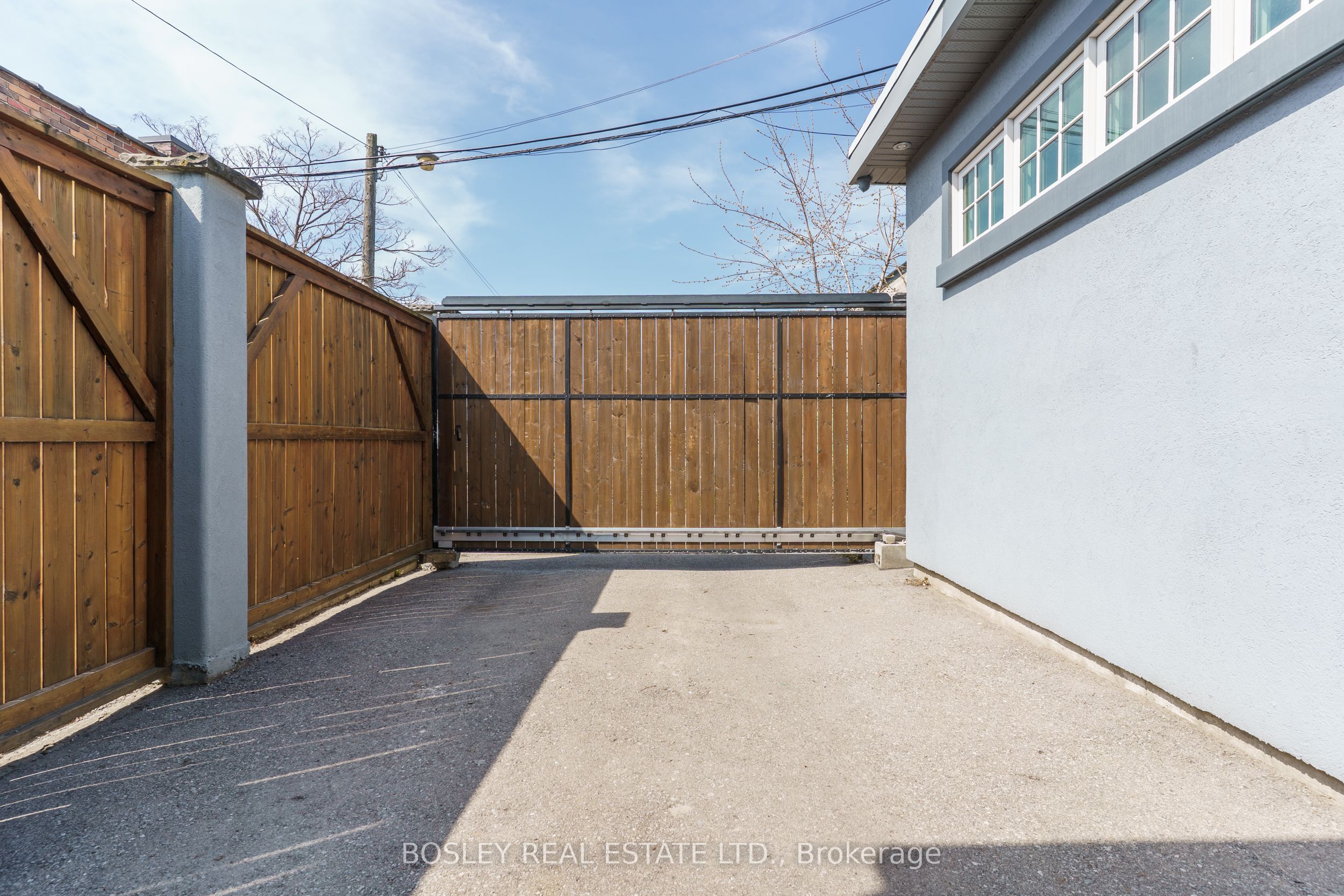 42 Logan Avenue Property Photo 42