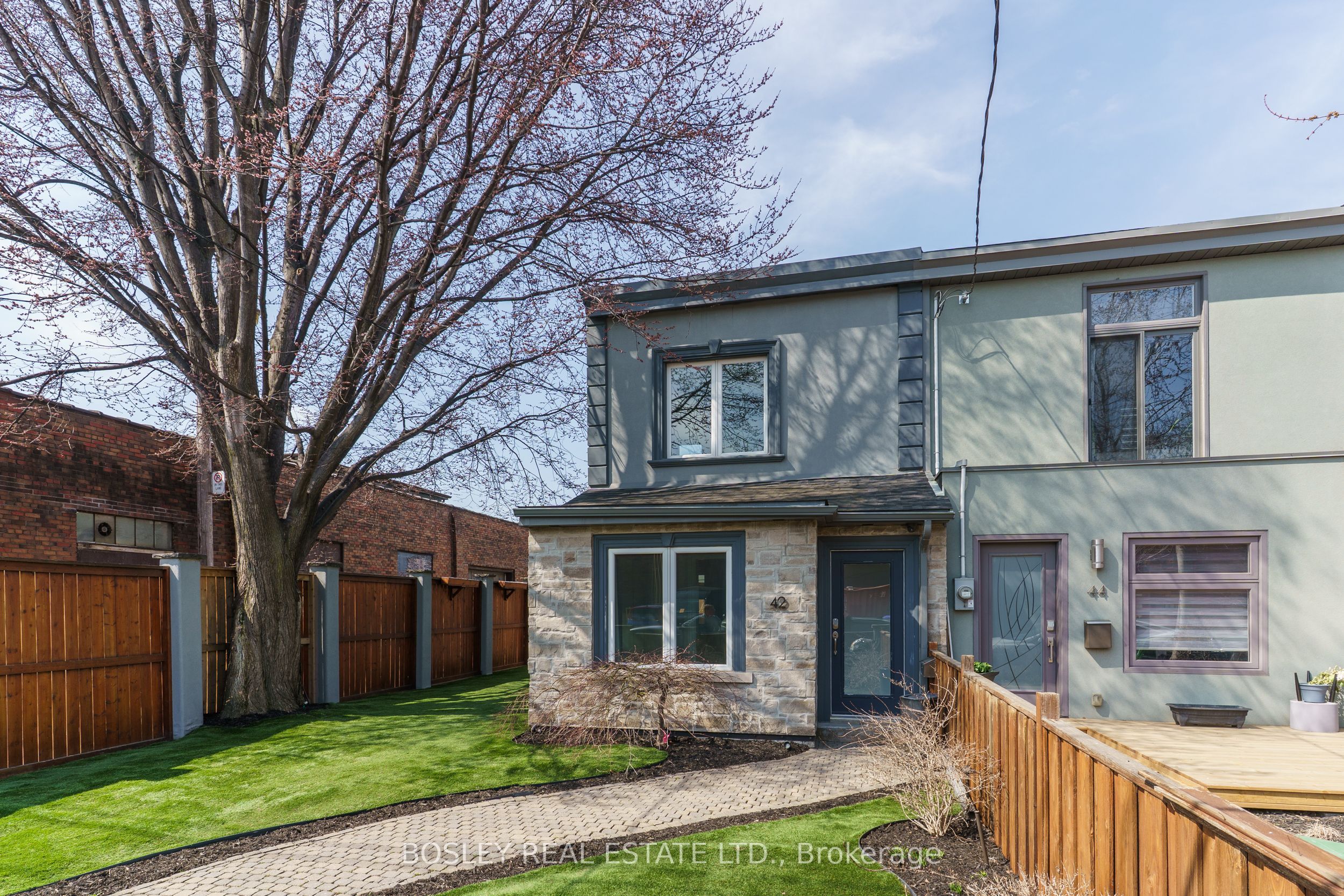 42 Logan Avenue Property Photo 46
