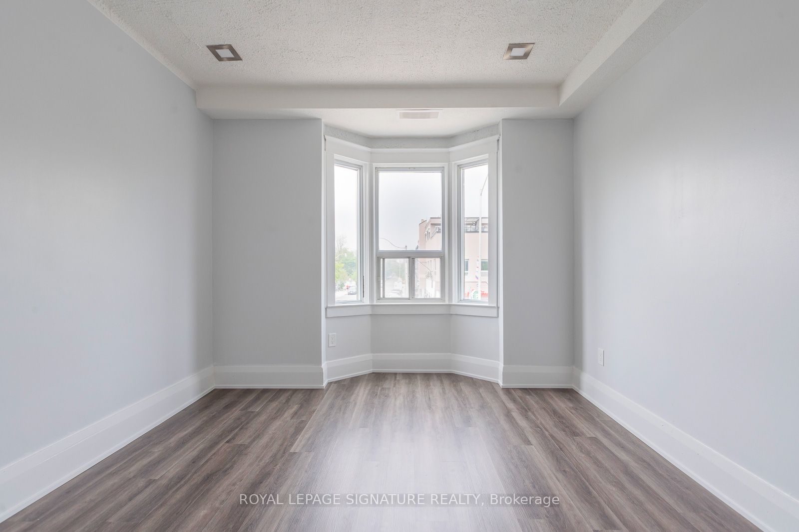 #a - 2161 Danforth Avenue Property Photo 12