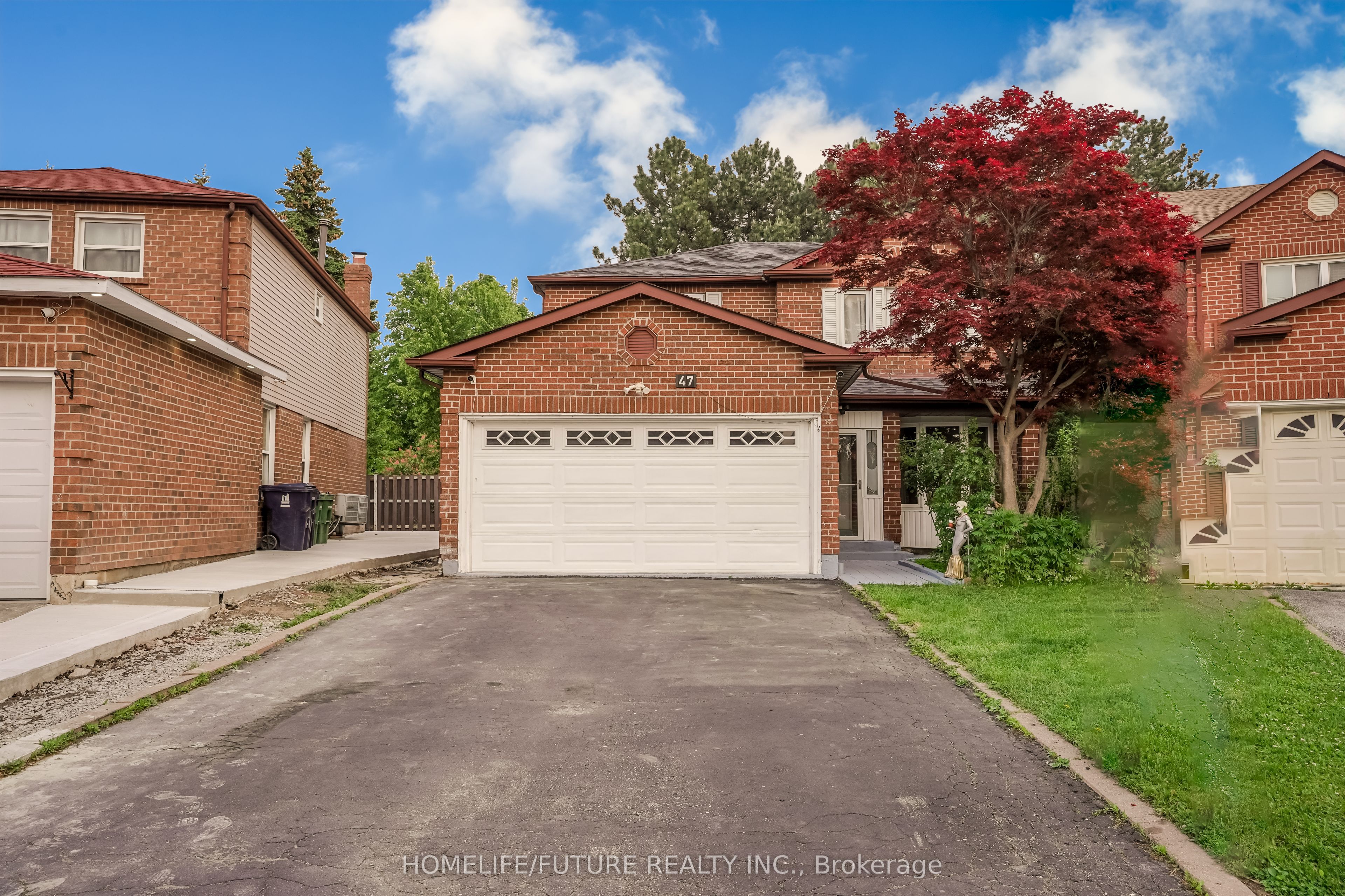 47 Carisbrooke Square Property Photo 1