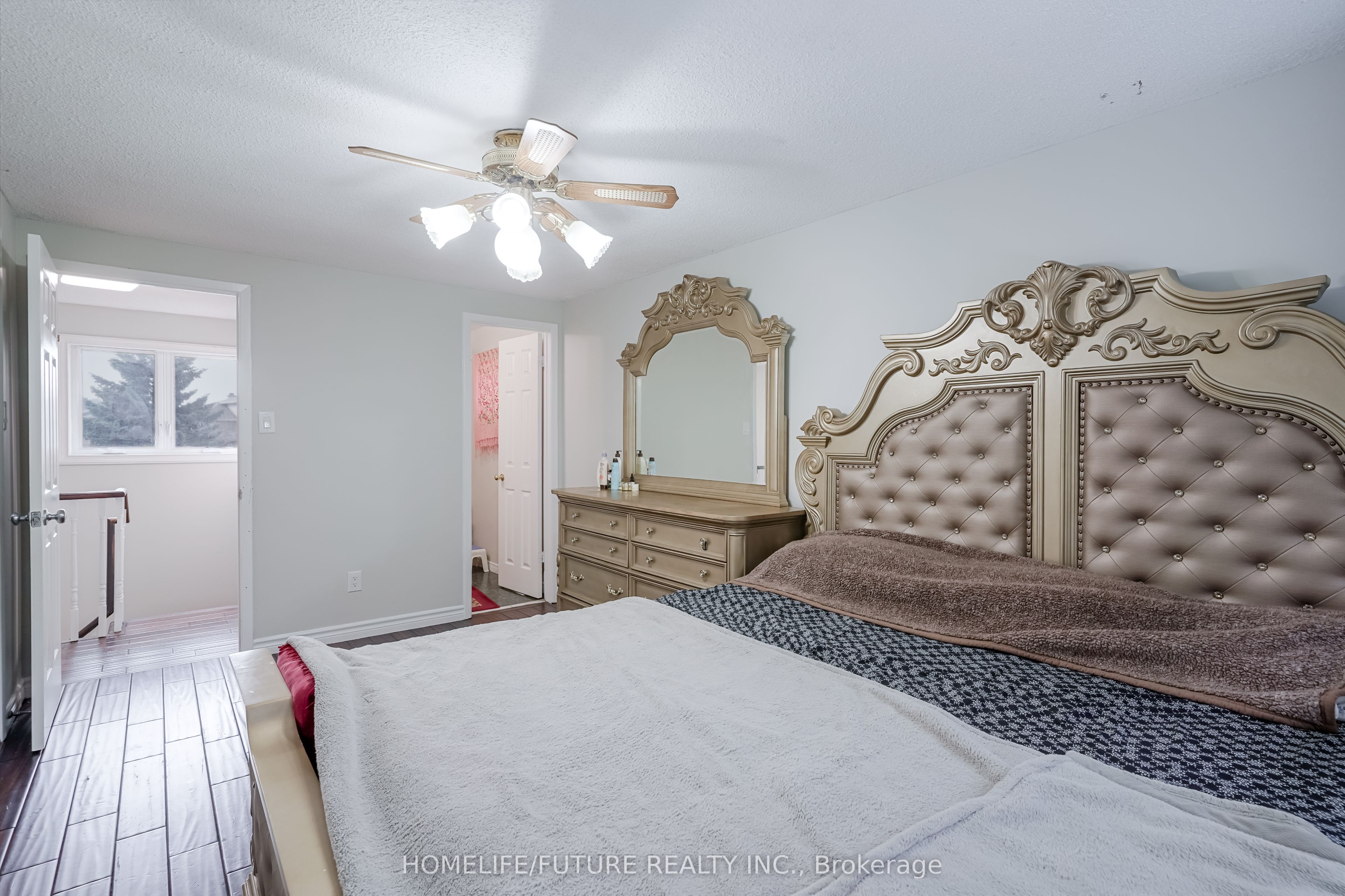 47 Carisbrooke Square Property Photo 25