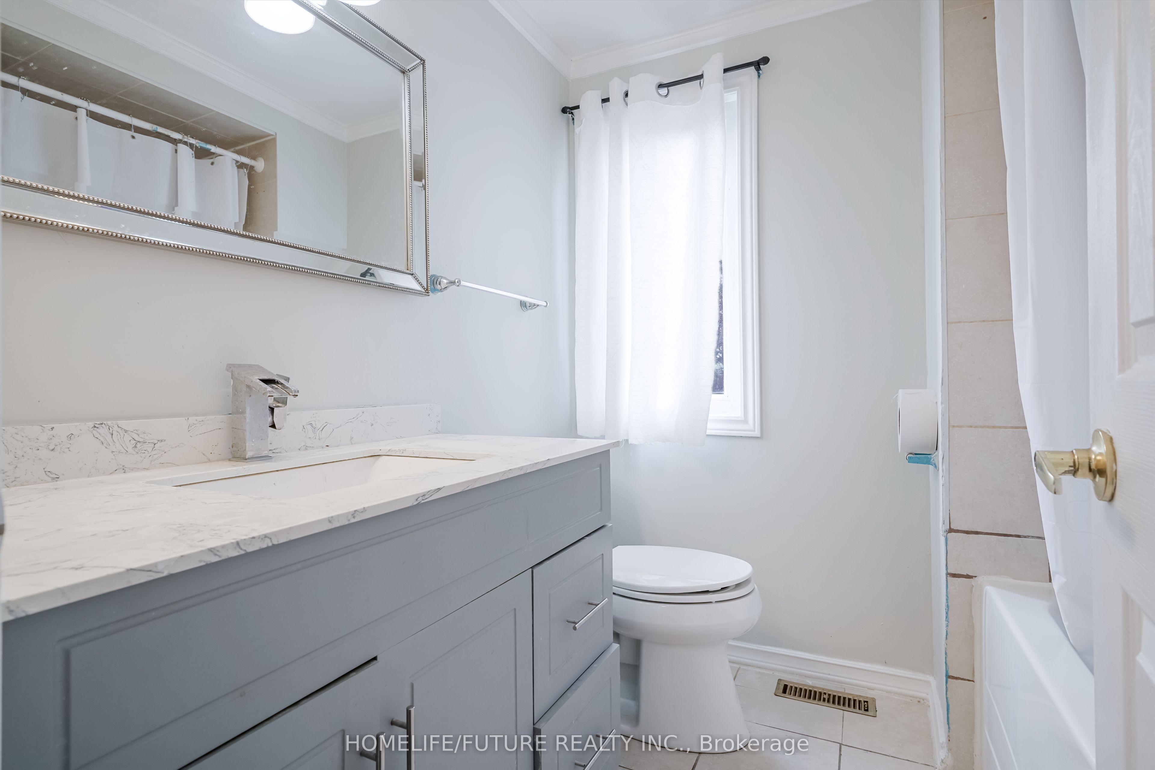 47 Carisbrooke Square Property Photo 33