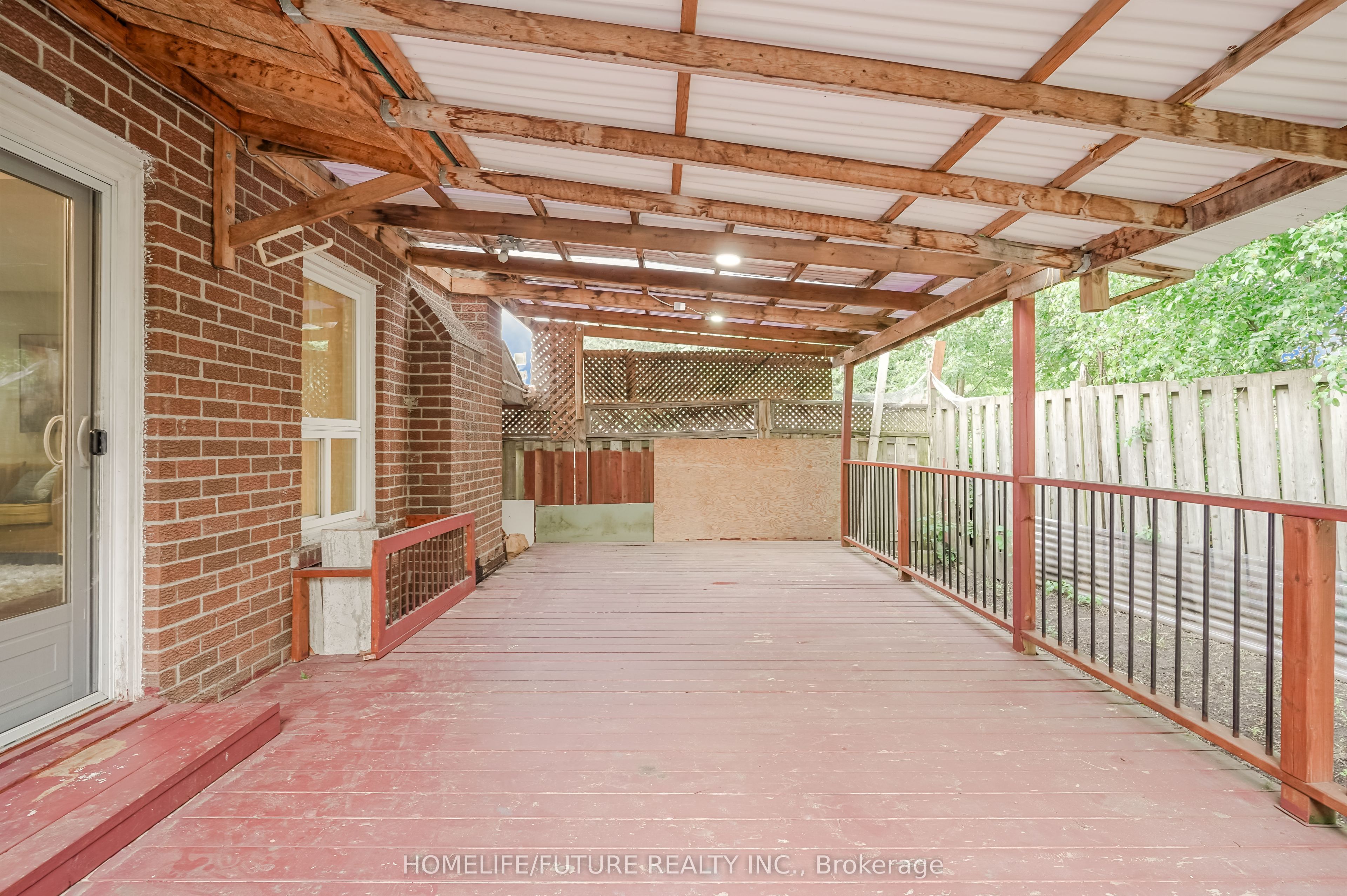 47 Carisbrooke Square Property Photo 43
